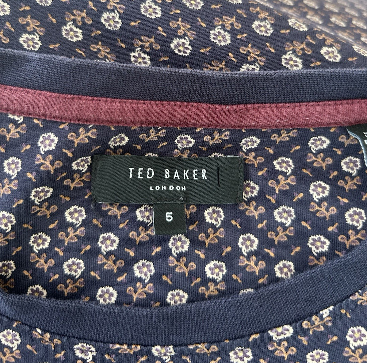 Ted Baker T-shirt Men's Floral Navy 100% Cotton Size 5 - UK XL gallery