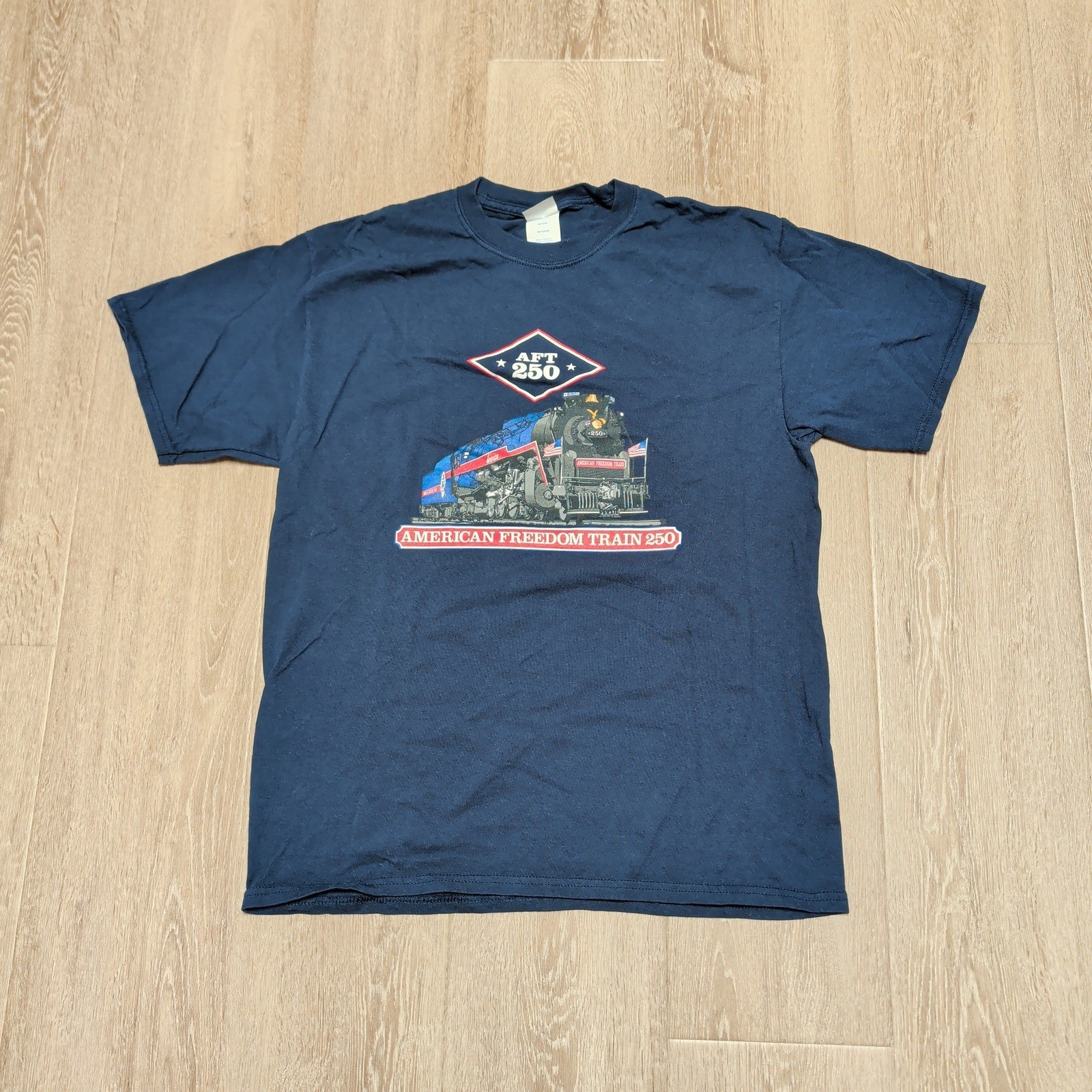Port & Company Mens Medium American Freedom Train 250 Graphic T-Shirt Navy Blue