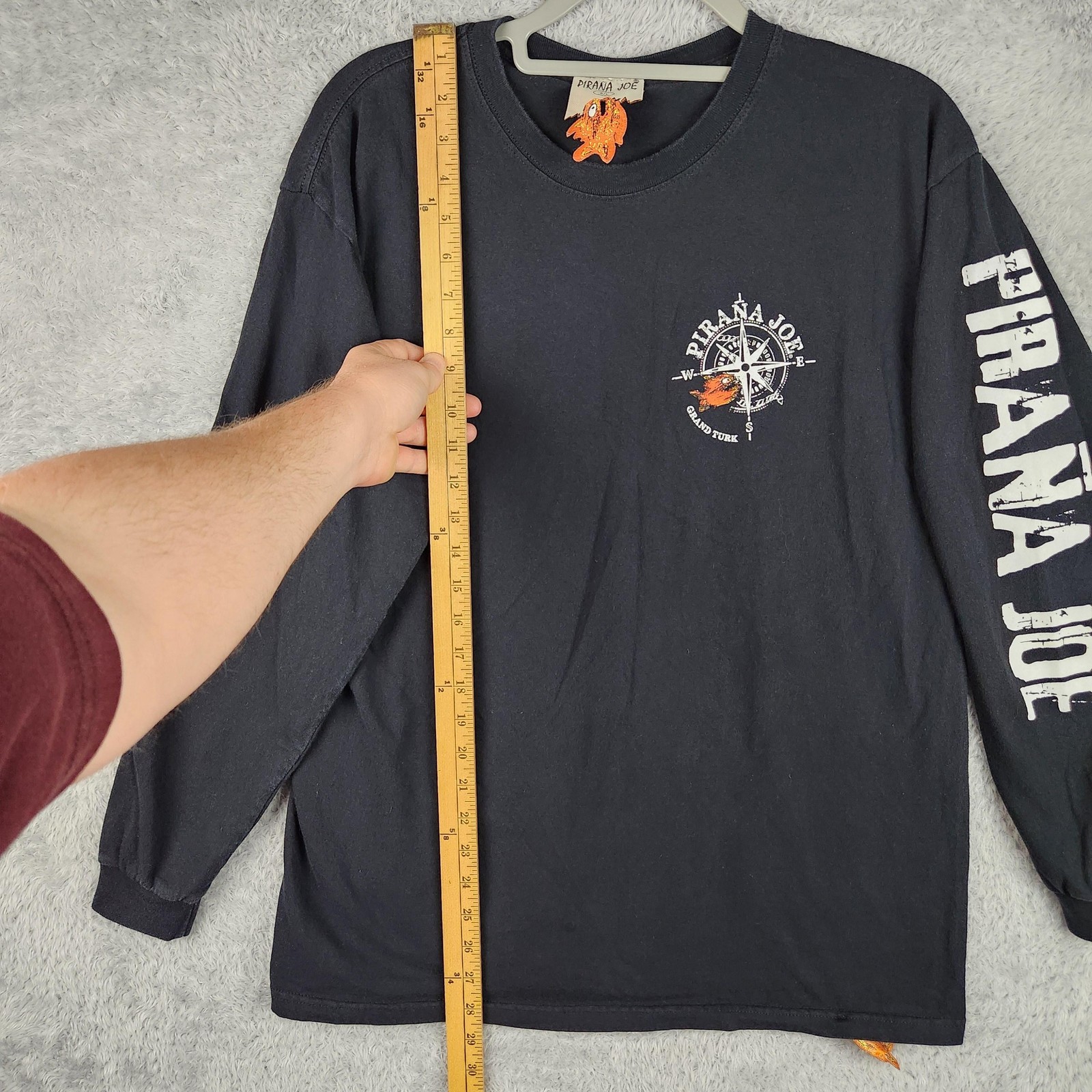 Pirana Joe Shirt Mens Large Black Grand Turk Compass Nautical Fish Graphic Logo gallery