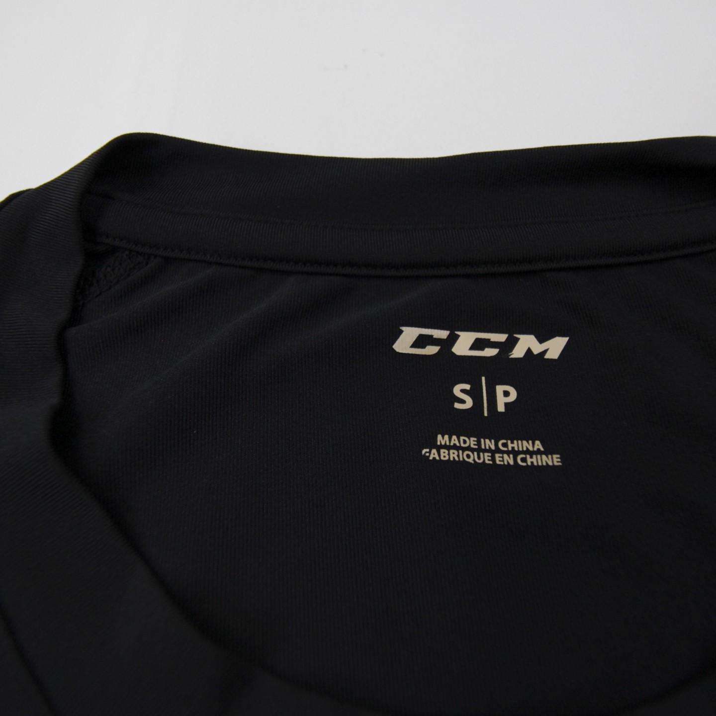 CCM Long Sleeve Shirt Men's Black Used S gallery
