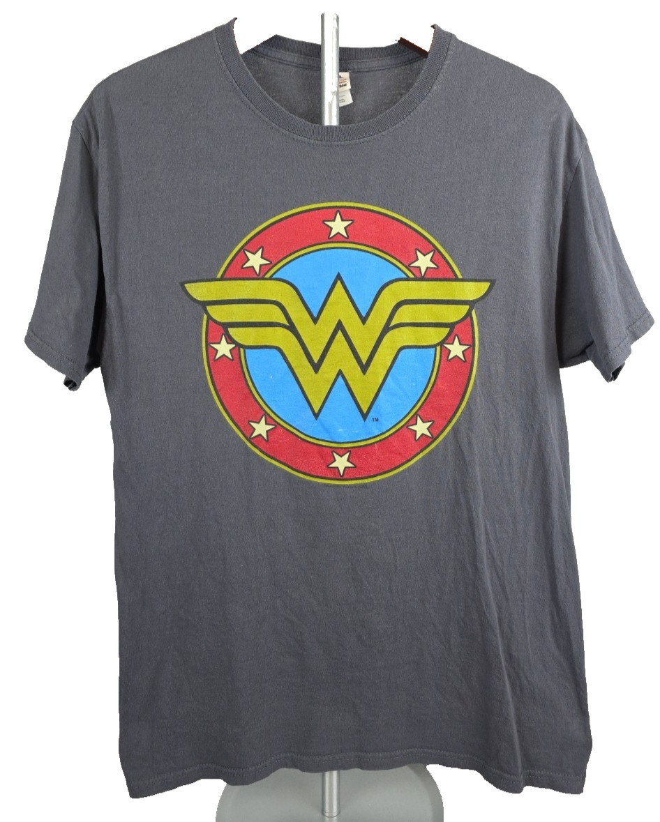 Wonder Woman Shield Graphic S/S T-shirt Gray Medium Superhero DC Comics Movie TV gallery