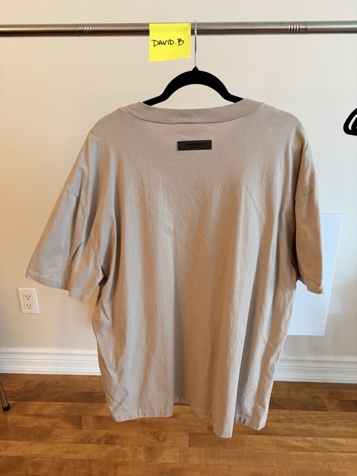 Essentials Fear of God t-shirt in Smoke Grey Sz Large gallery