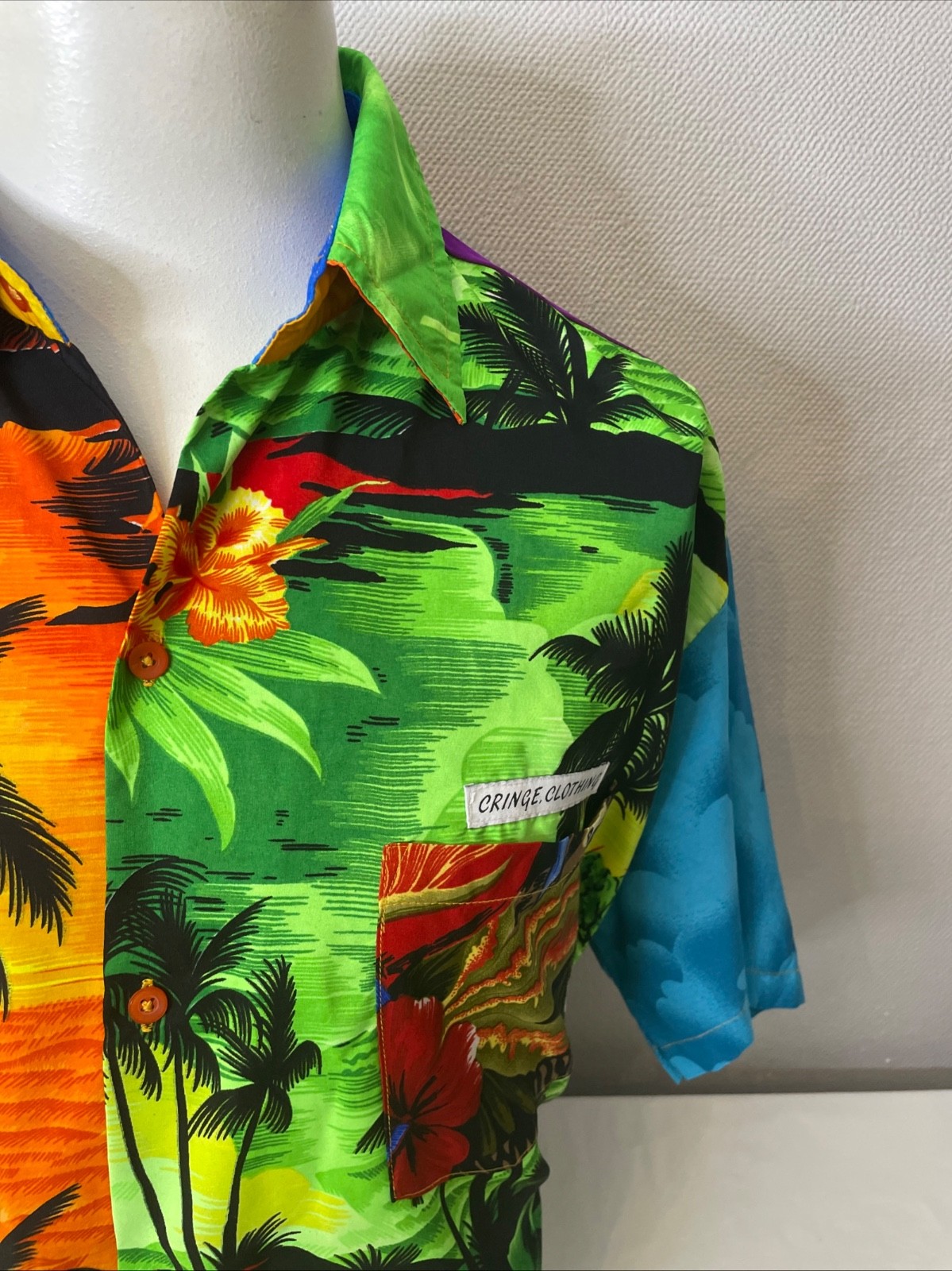 Cringe Clothing Hawaiian Shirt Colourful Palm Tree Island Summer Shirt Size XL gallery