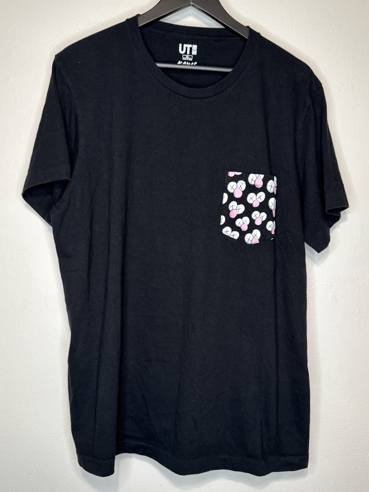 Uniqlo KAWS UT Pocket T Shirt Mens XL Black BFF Streetwear Tee gallery