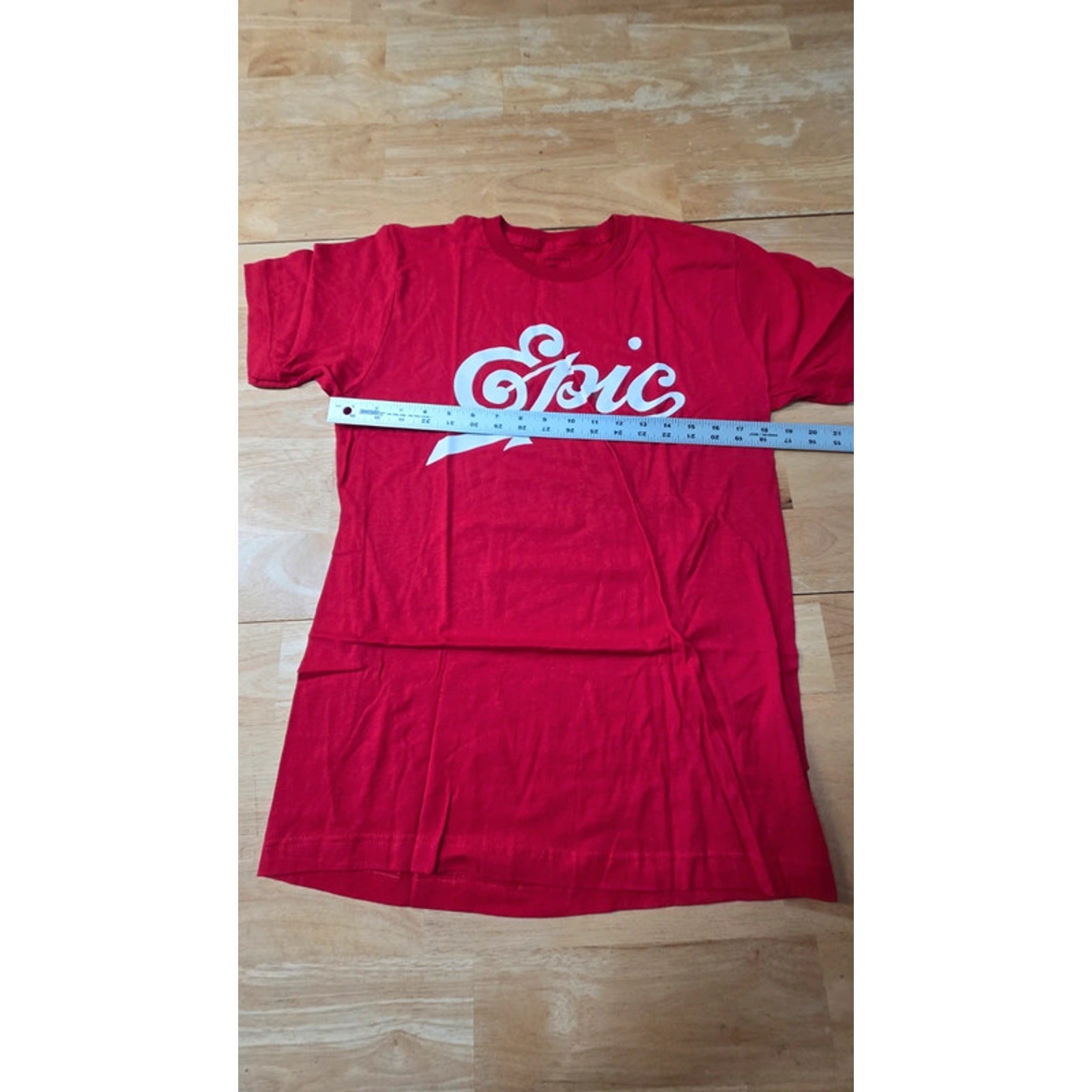 Epic Graphic T Shirt Red The Thread Shop Logo Tee Medium Unisex Streetwear NWOT gallery