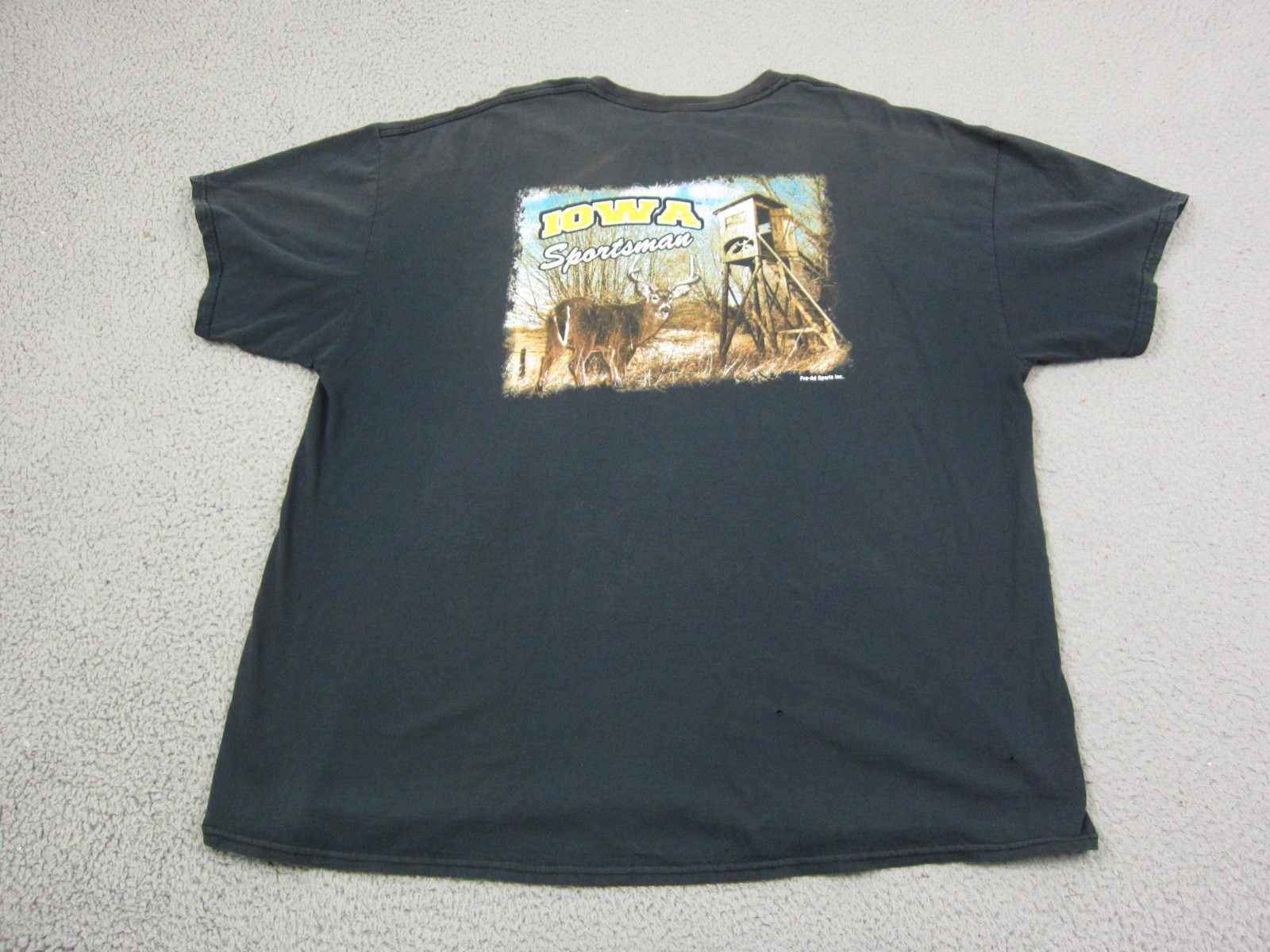 Vintage Iowa Sportsman Shirt 2XL XXL Black Deer Hunting Graphic Outdoors Classic gallery