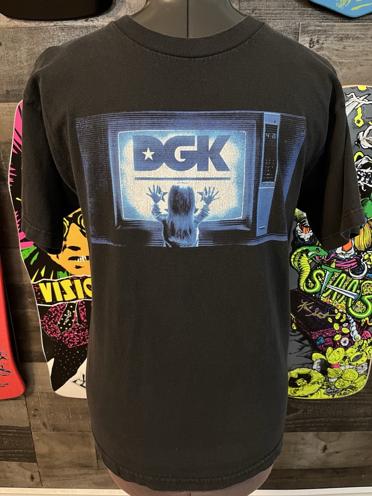 DGK Poltergeist Movie Skate Hip Hop t shirt Size Medium Skateboard 4:20 gallery