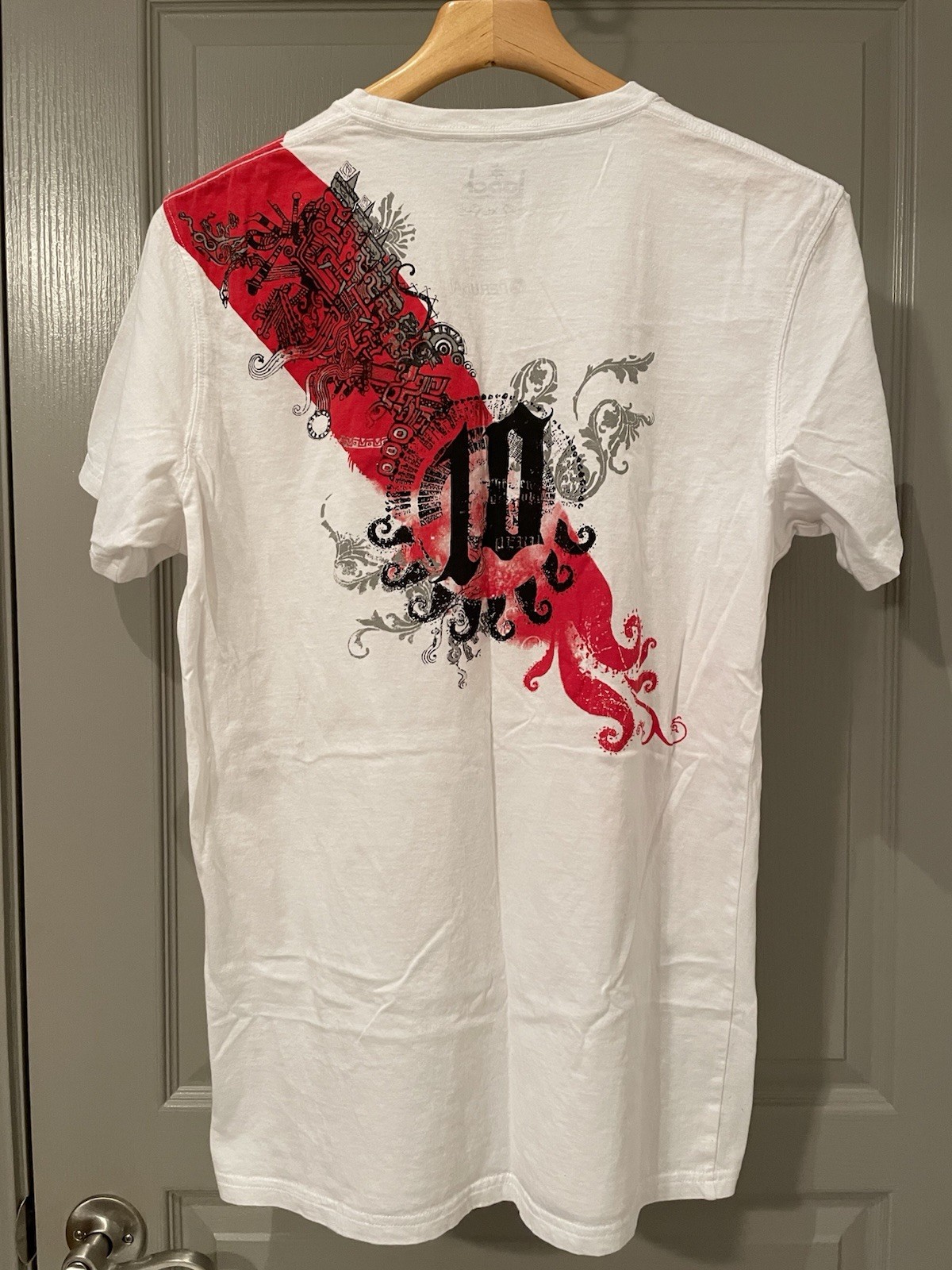 Peru Rail White Graphic Shirt Size XL Frutiger Metro Passenger Train Inca Empire gallery