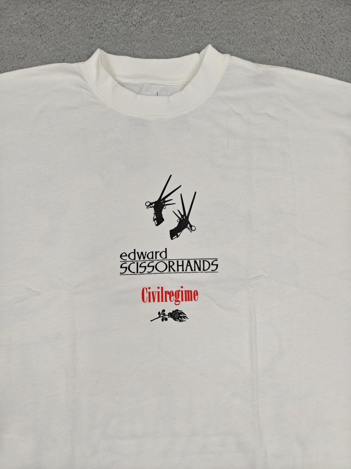 Civil Regime Edward Scissorhands Shirt Mens Medium Butter Oversized Graphic Tee gallery