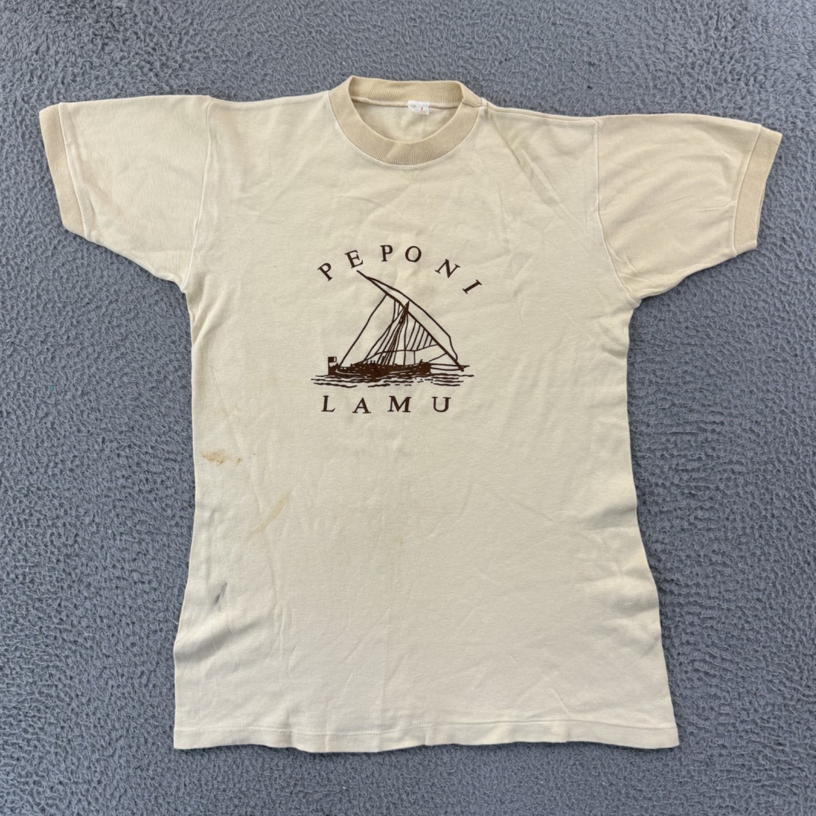 Vintage Peponi Hotel Shirt Adult Small Kenya Lamu Short Sleeve 80s Outdoor USA gallery