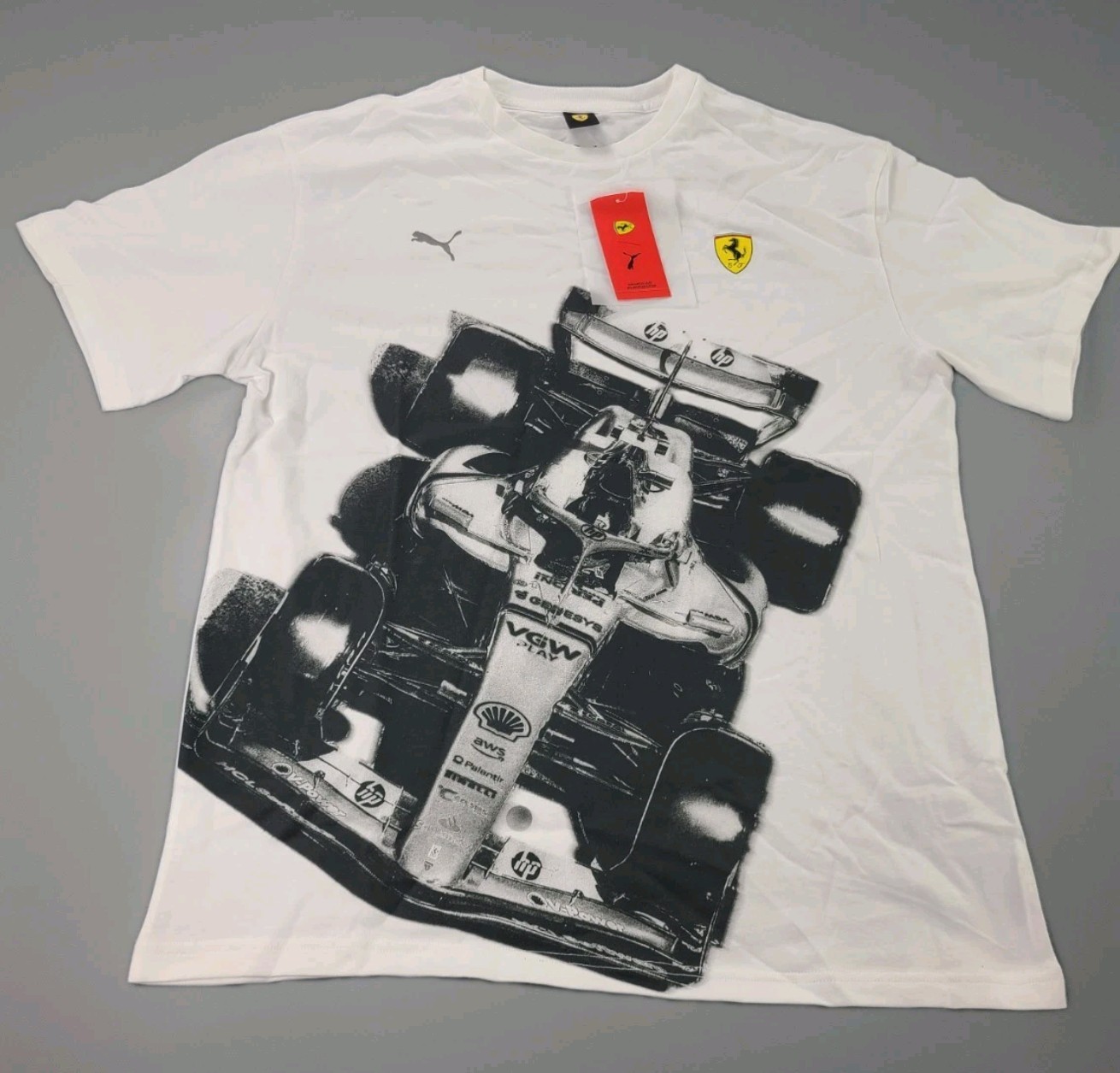 PUMA Scuderia Ferrari F1 Racing Graphic White T-Shirt Men’s Size Medium NWT