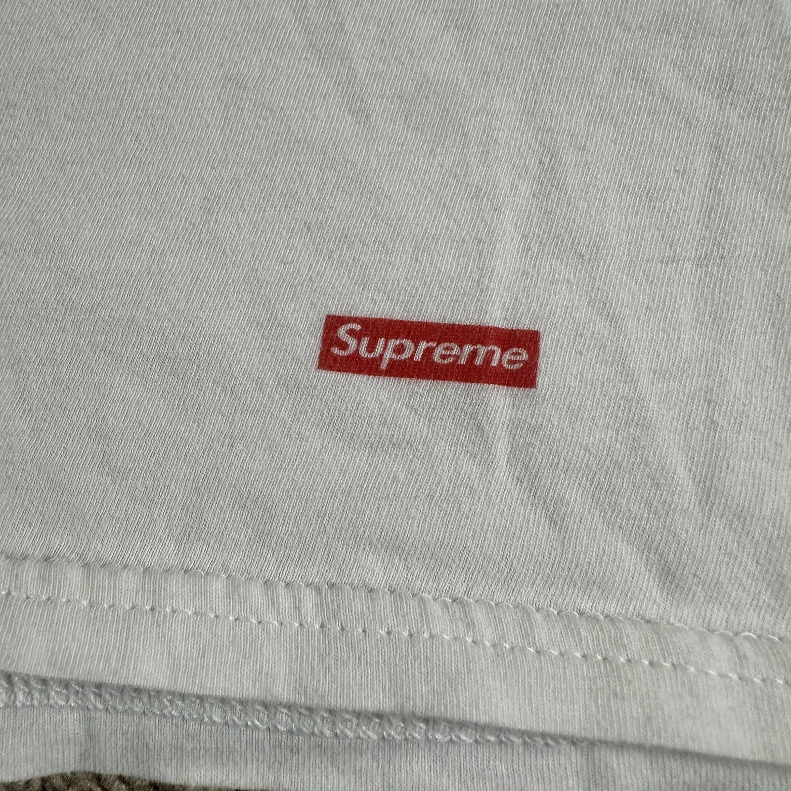Supreme Shirt Mens Medium White Small Box Logo Hanes ComfortSoft Tagless Tee gallery