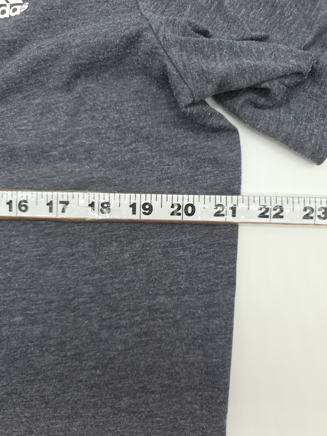 Adidas T-shirt Men Large Gray Graphic Print Logo Tee. #46055 gallery