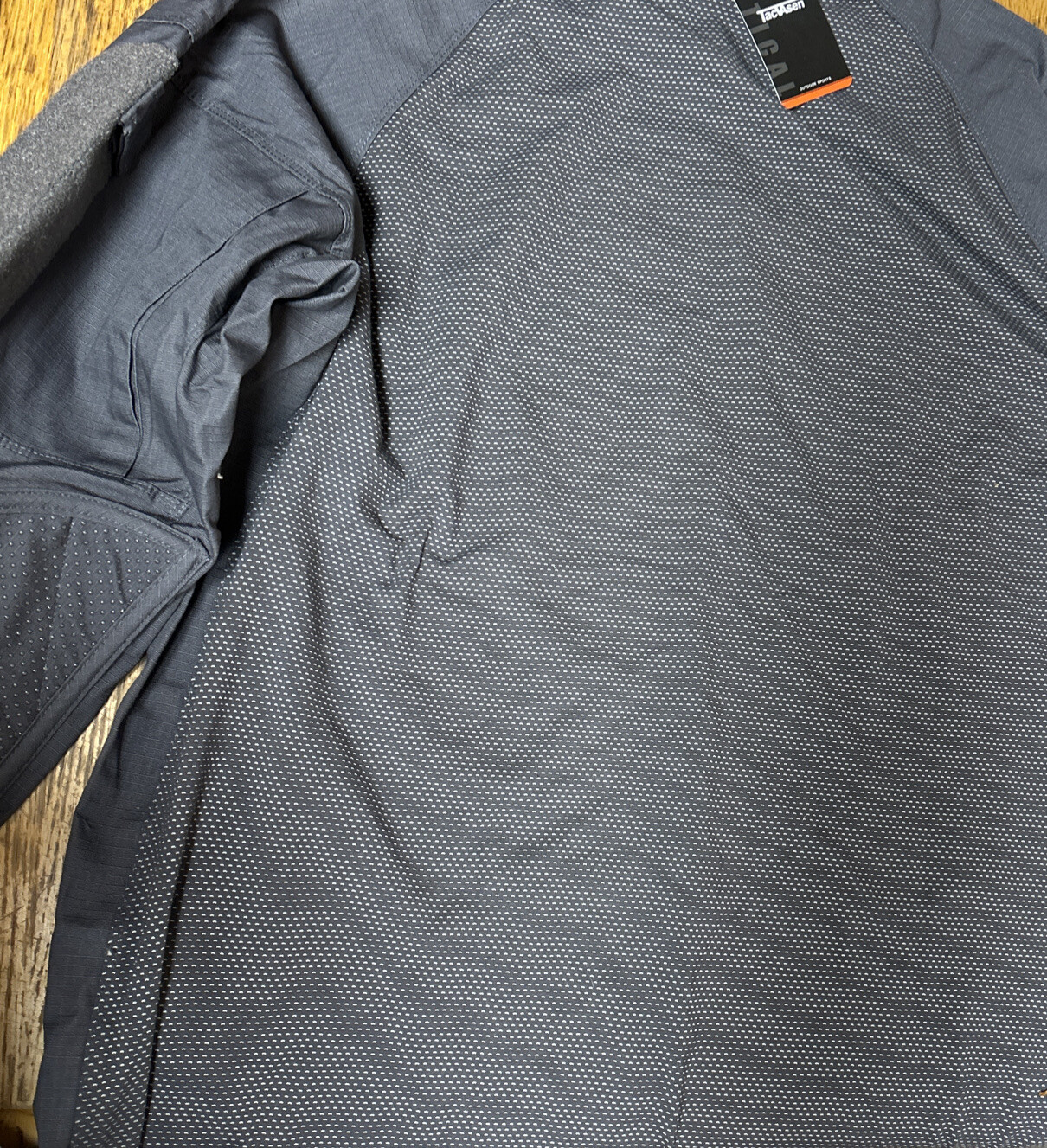 TacVasen Tactical Shirt Men’s 2XL First Grade Class B Long Sleeve Mock Neck gallery