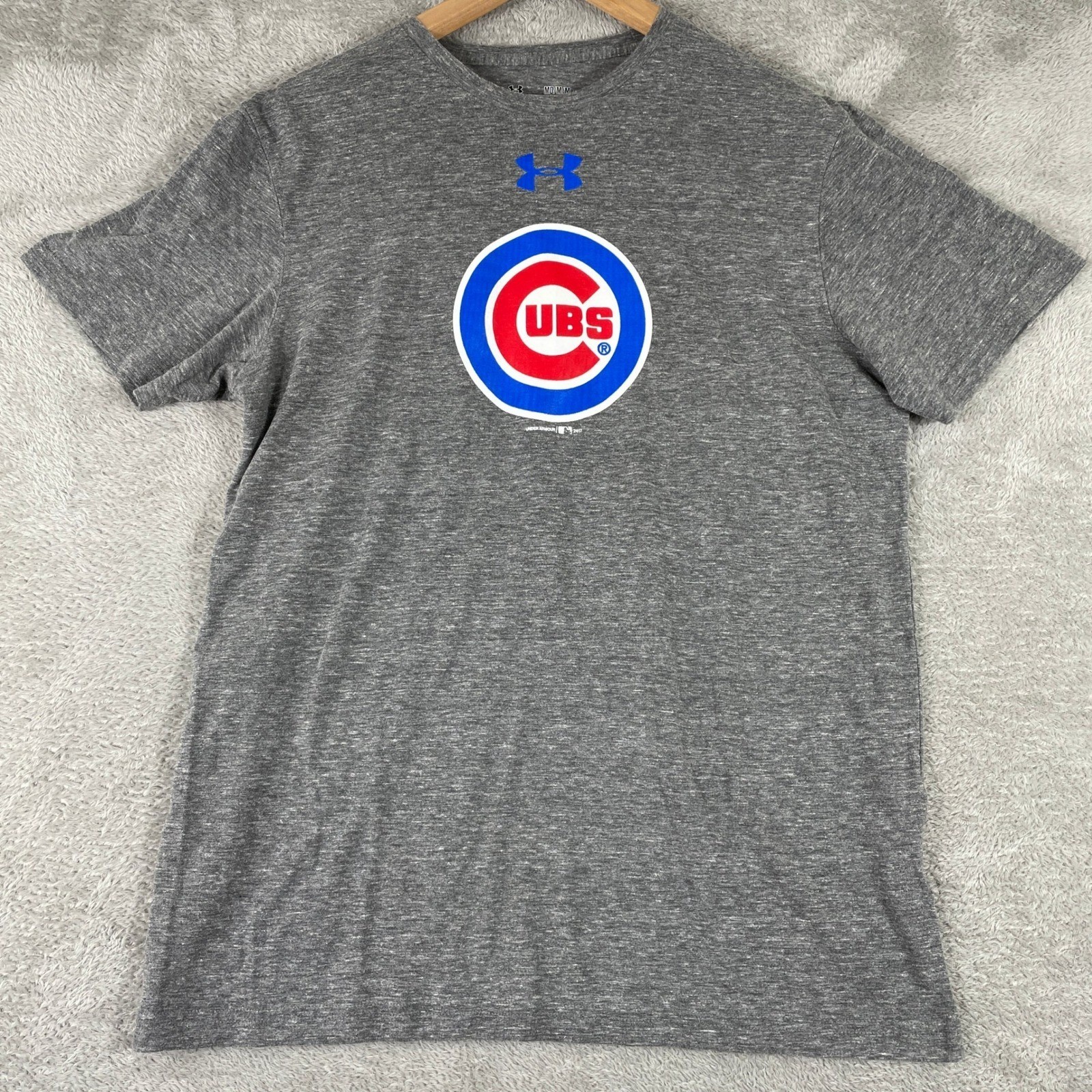 Under Armour Chicago Cubs T Shirt Mens Medium Gray HeatGear Graphic Logo MLB gallery