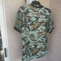 AUTHENTIC”REVERSE THREADS” CHAMP MEN’S CAMO SHORT SLEEVE KNIT TOP SIZE LARGE