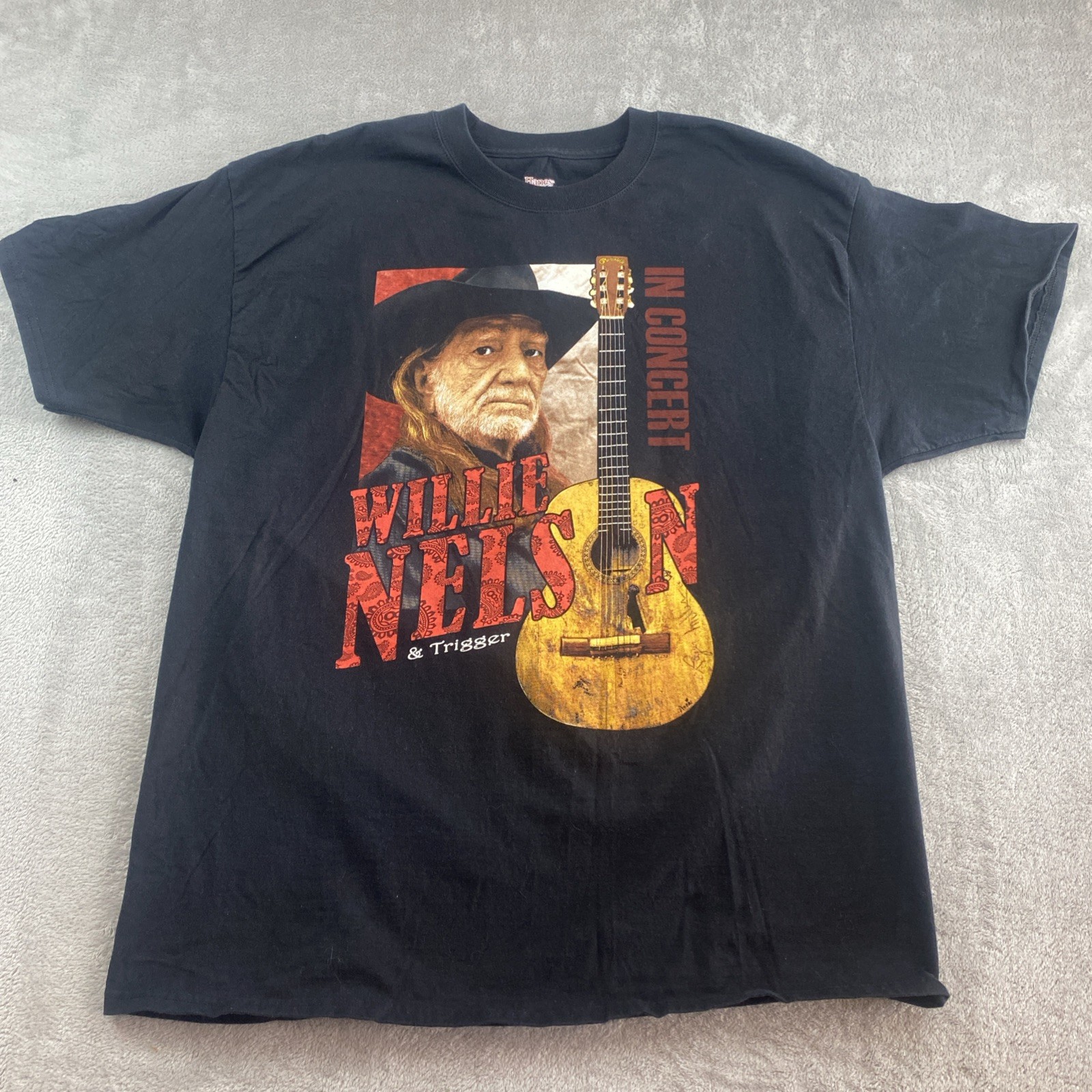 Willie Nelson Shirt Sz XL Mens Trigger In Concert Country Autumn Tour 2015 Black gallery