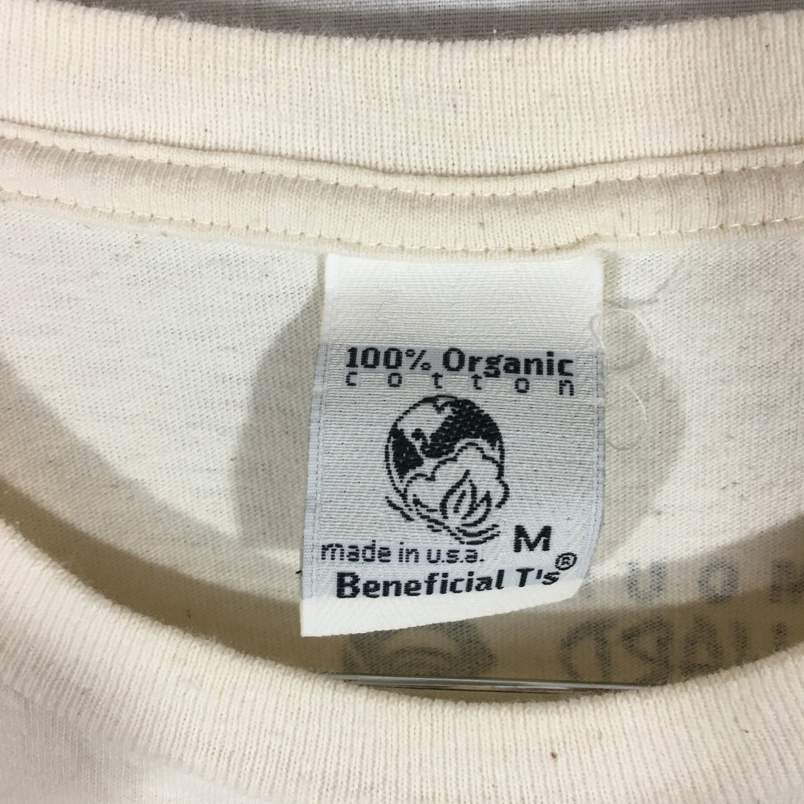 rare Mountain Hardwear Patagonia print S/S t-shirt - Natural - M's Md / Lg EUC* gallery