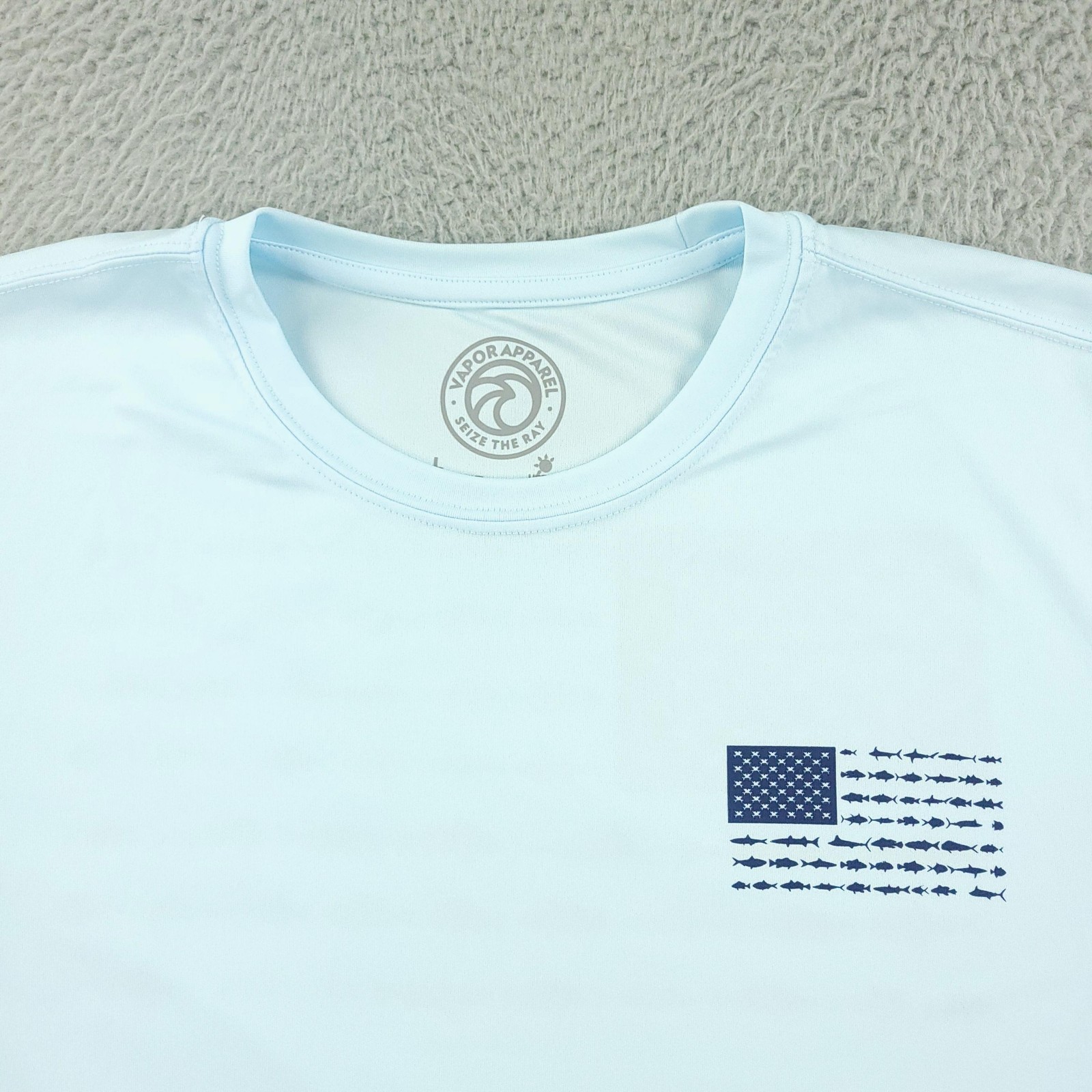 Vapor Apparel Shirt Mens Large Blue USA Flag Patriotic Fish Graphic UPF 50+ gallery
