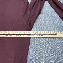 Cuts Pyca Pro Long Sleeve Curve Hem Shirt Mens Small Burgundy Athleisure