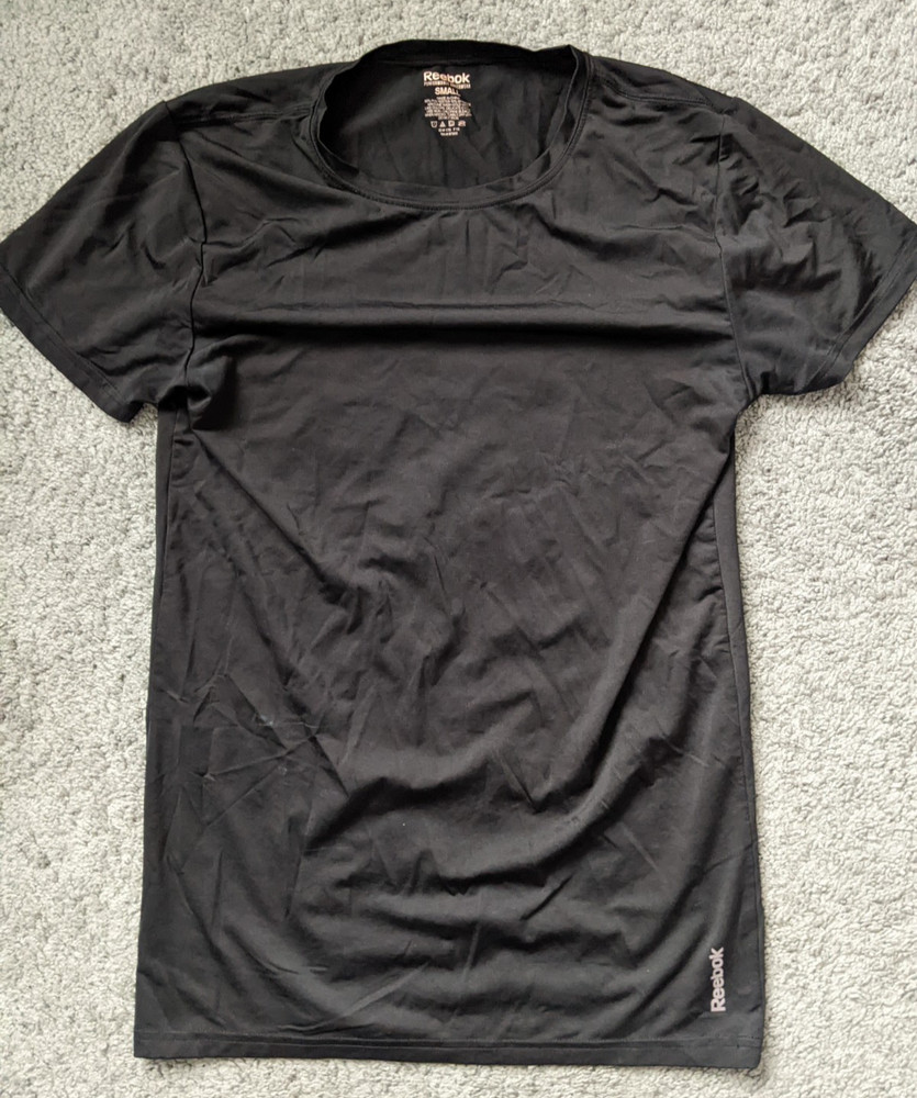 REEBOK PERFORMANCE GYM UNDERWEAR MEN SMALL SHORT SLEEVE CREWNECK SHIRT BLACK