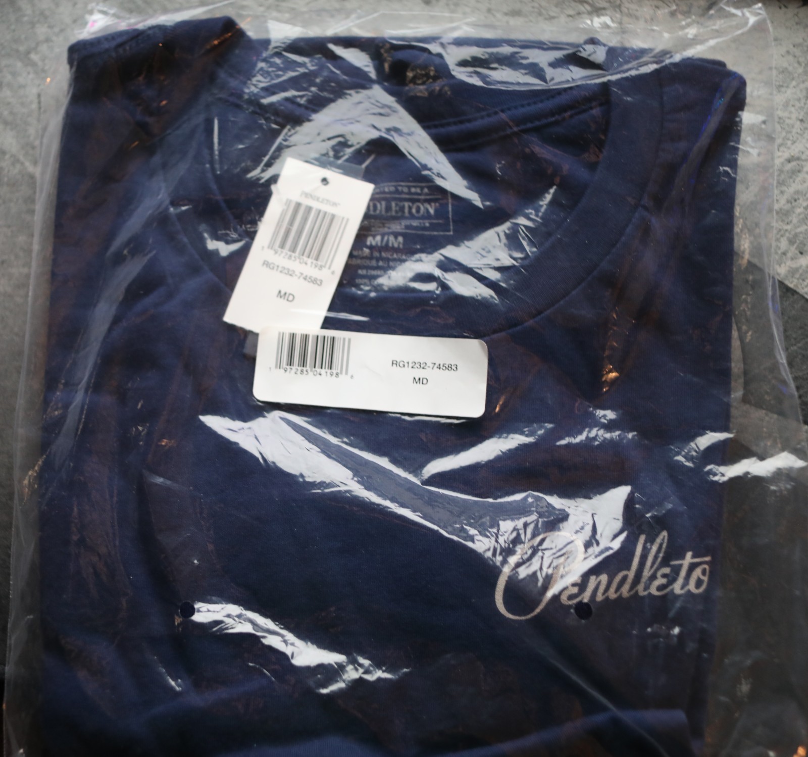 NEW Pendleton Native Tribal Men Shirt Size M NAVY Short Sleeve Cotton