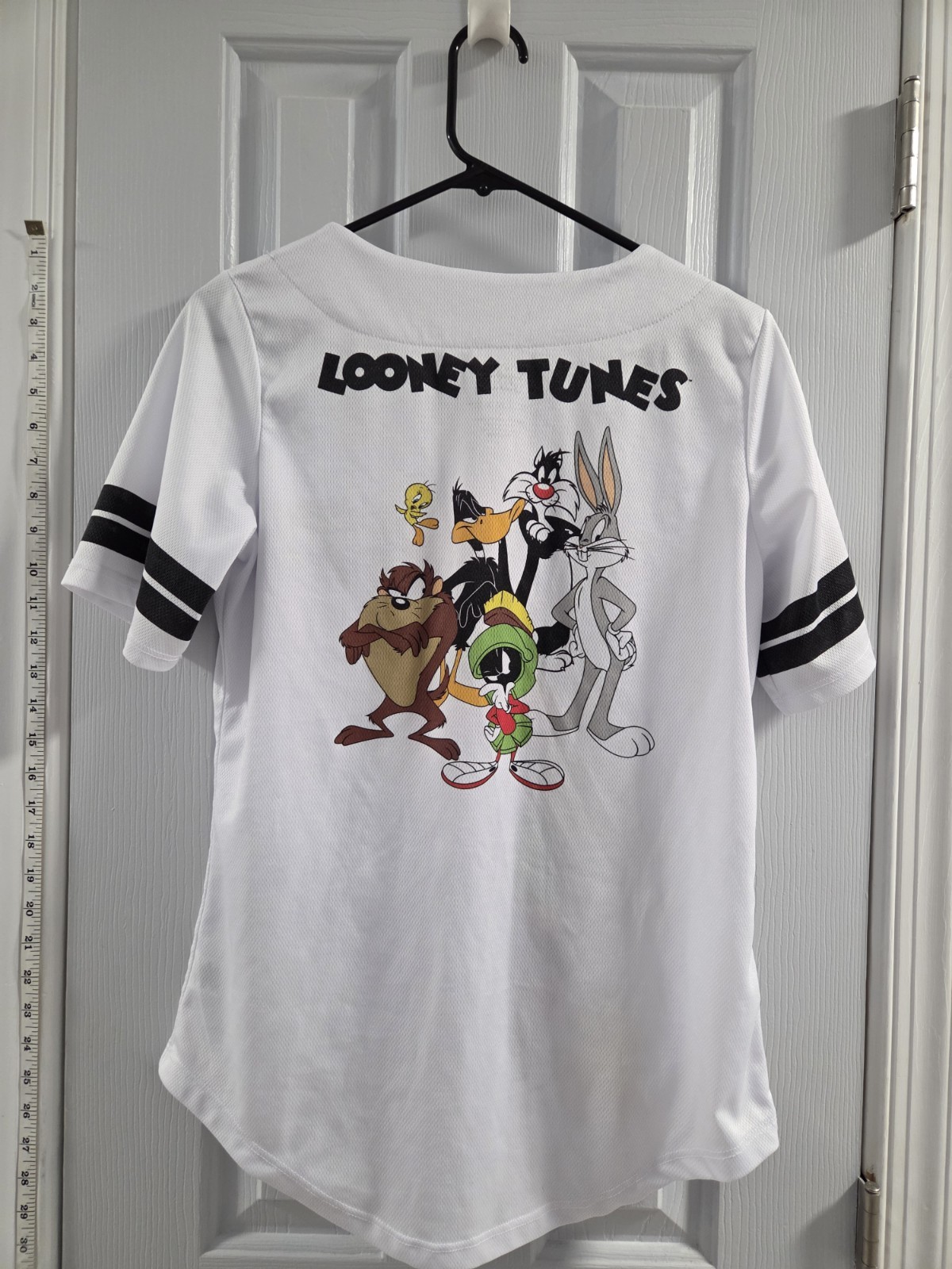 Looney Tunes Jersey, 100% Polyster, Size L gallery