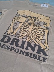 BROOKLYN VERTICAL- MENS- DRINK RESPONSIBLY- SIZE M- NWT- SKELETON