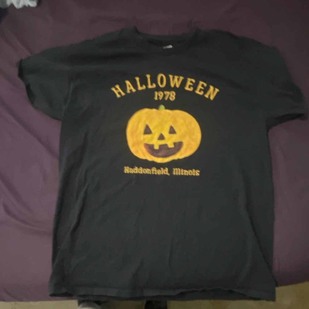 HALF IT Halloween Men’s Black Cotton Graphic Short Sleeve T-Shirt Size L