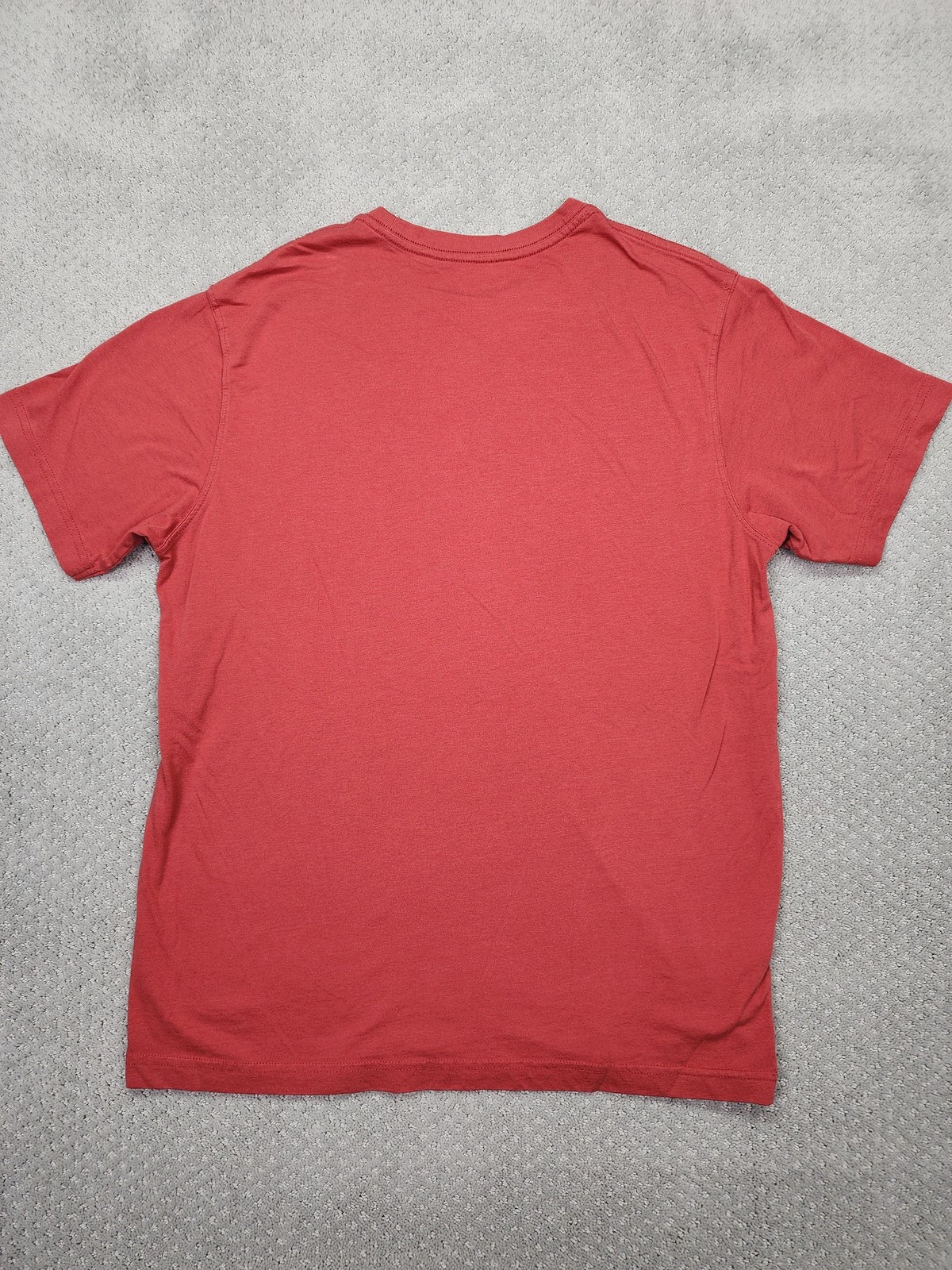 Eddie Bauer Shirt Mens Large Red Solid Tagless Logo Crewneck Tee Cotton Blend gallery