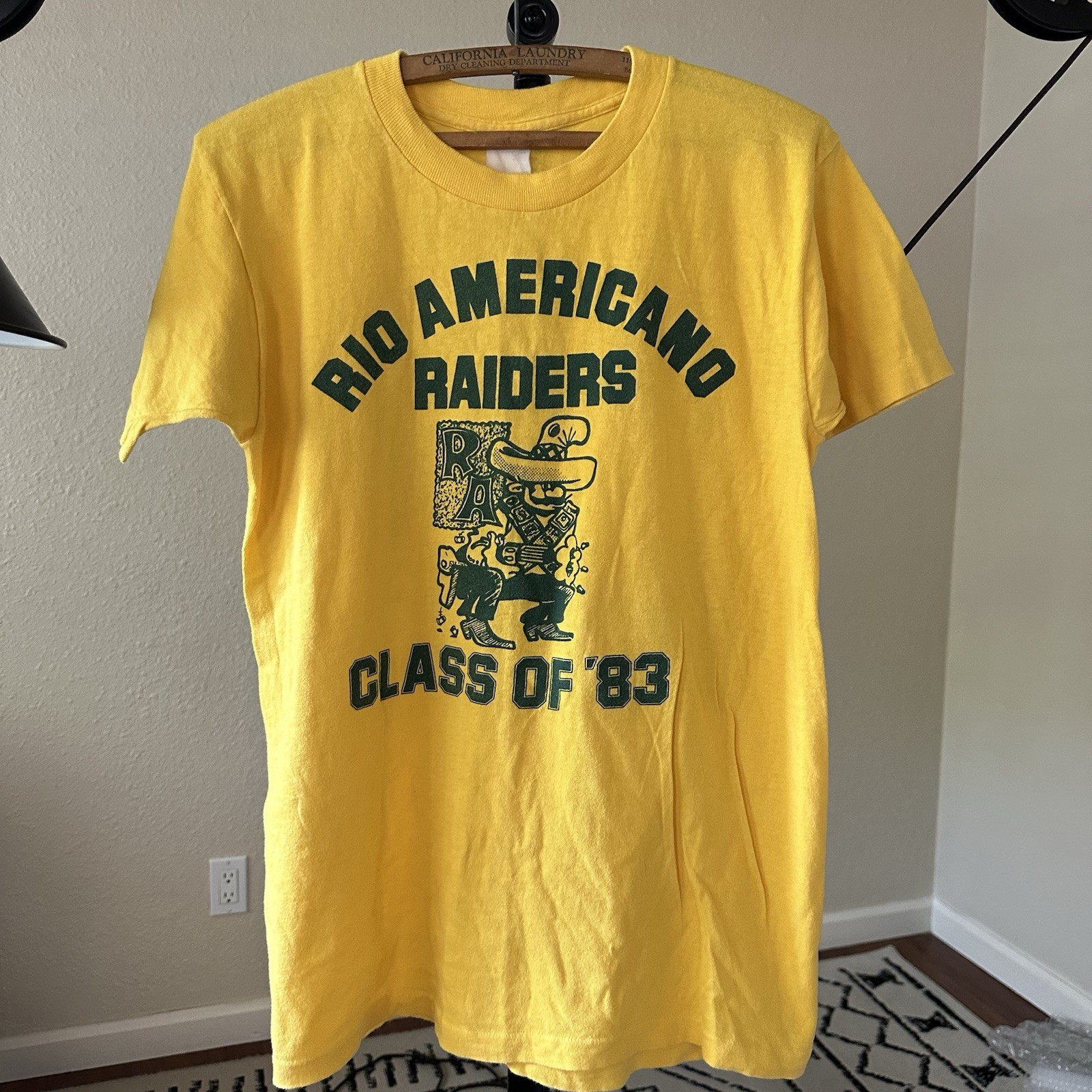 Vintage 80s Rio Americano High School Class Of 83′ T Shirt Mens M Cartoon