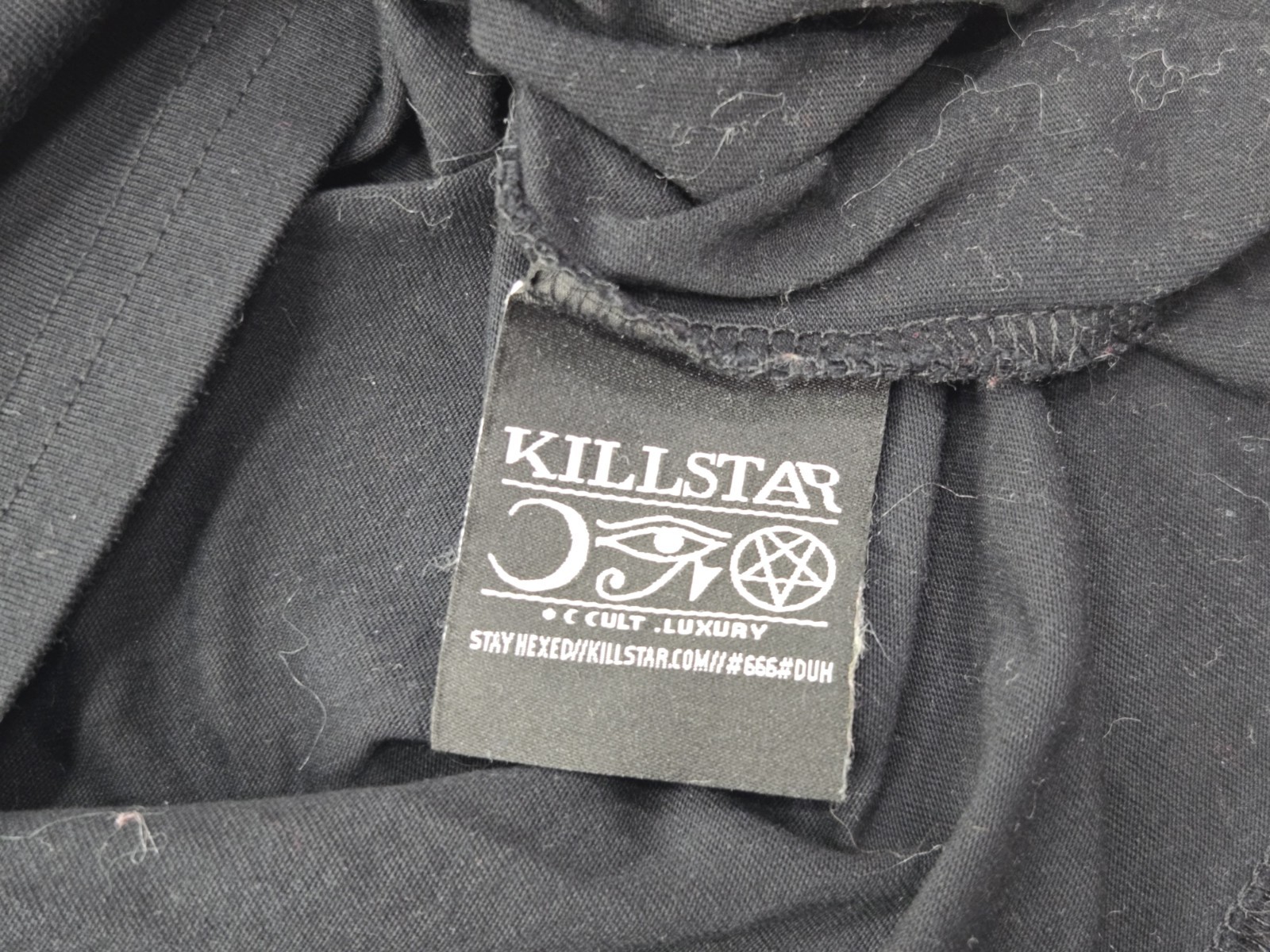 KILLSTAR Printed Graphic T Shirt Snake Wrapped Around Woman Size L Mens gallery