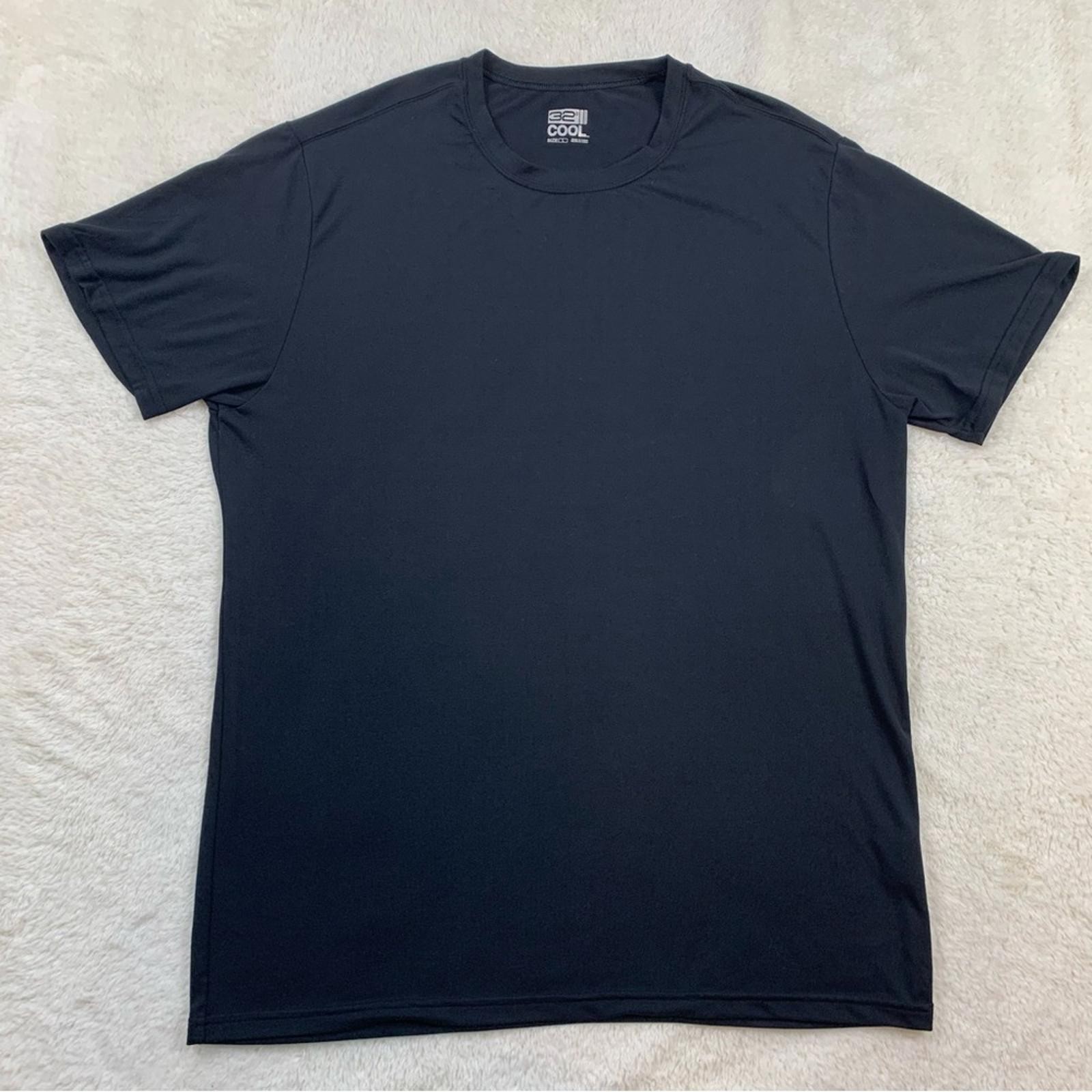32 Degrees Men’s Black Performance T-Shirt Wicking Athletic Crew Neck Tee