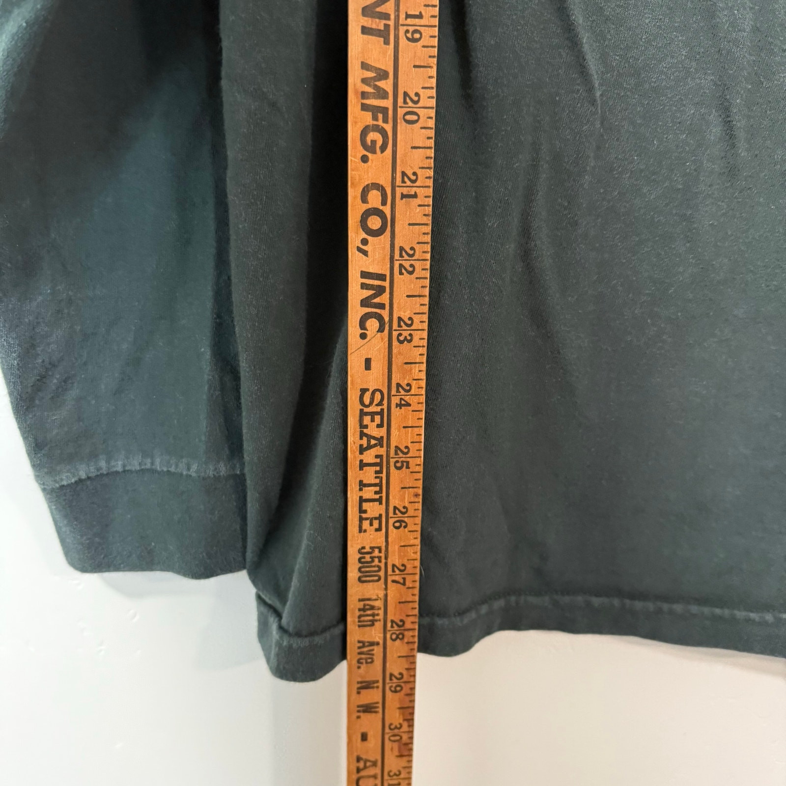 Patagonia Men's Shop Sticker Long-Sleeve Tee Graphic Logo Dark Green Large gallery