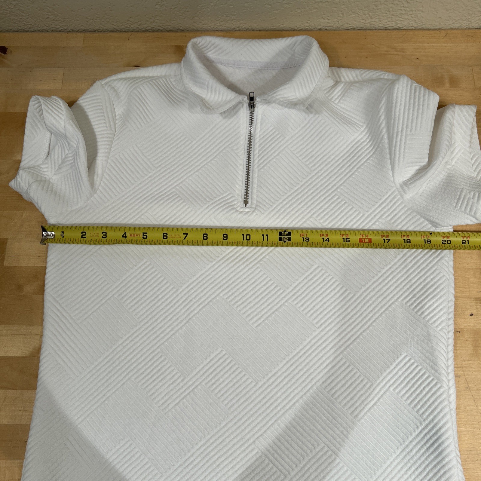 Men’s Size Small Pullover Textured Quilted White Manfinity 1/4 Zip gallery