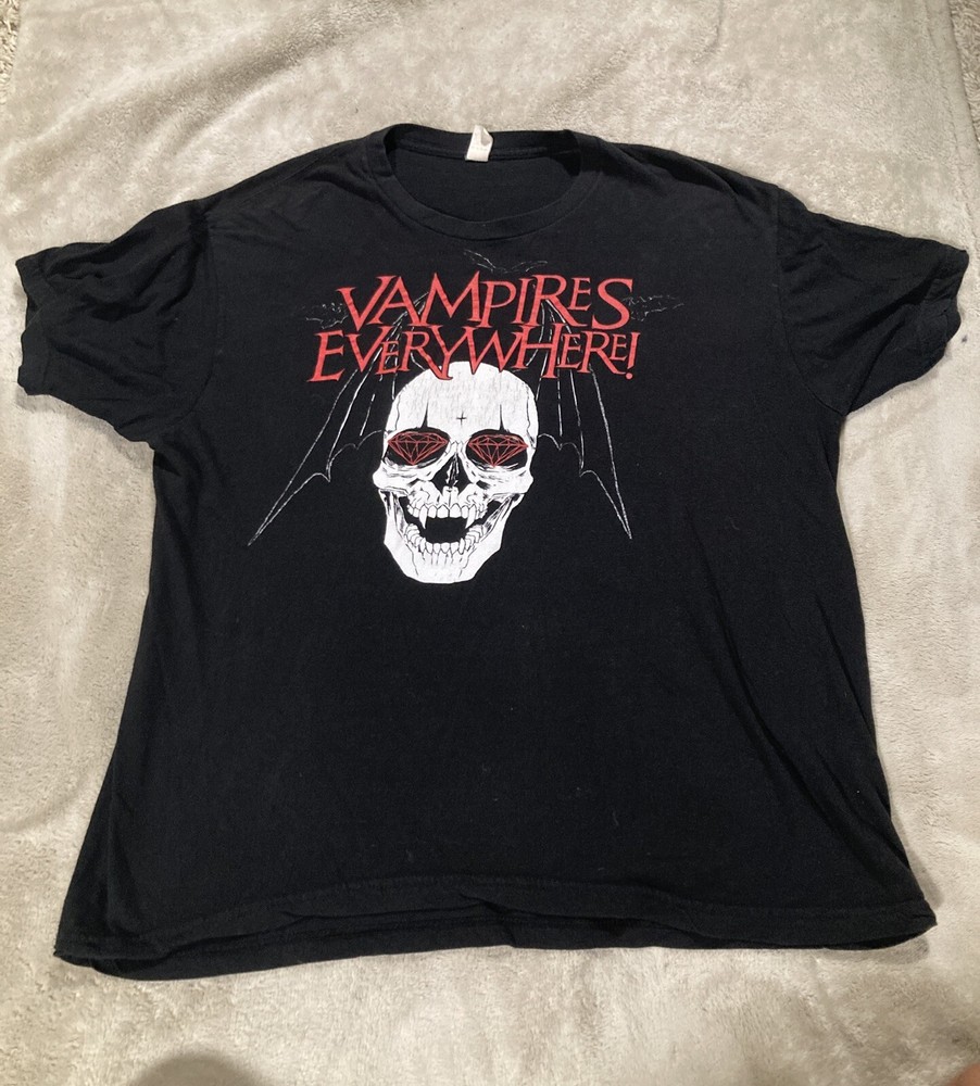 VAMPIRES EVERYWHERE – White Skull – T SHIRT Large L Vintage