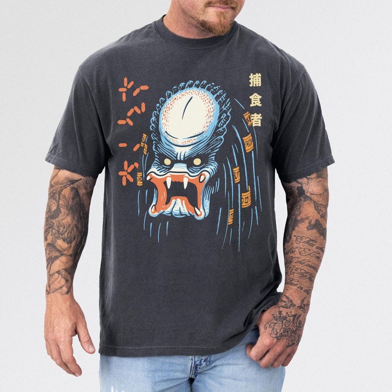 Vintage Sci-Fi Predator Movie Graphic Tee: Japanese Anime Style