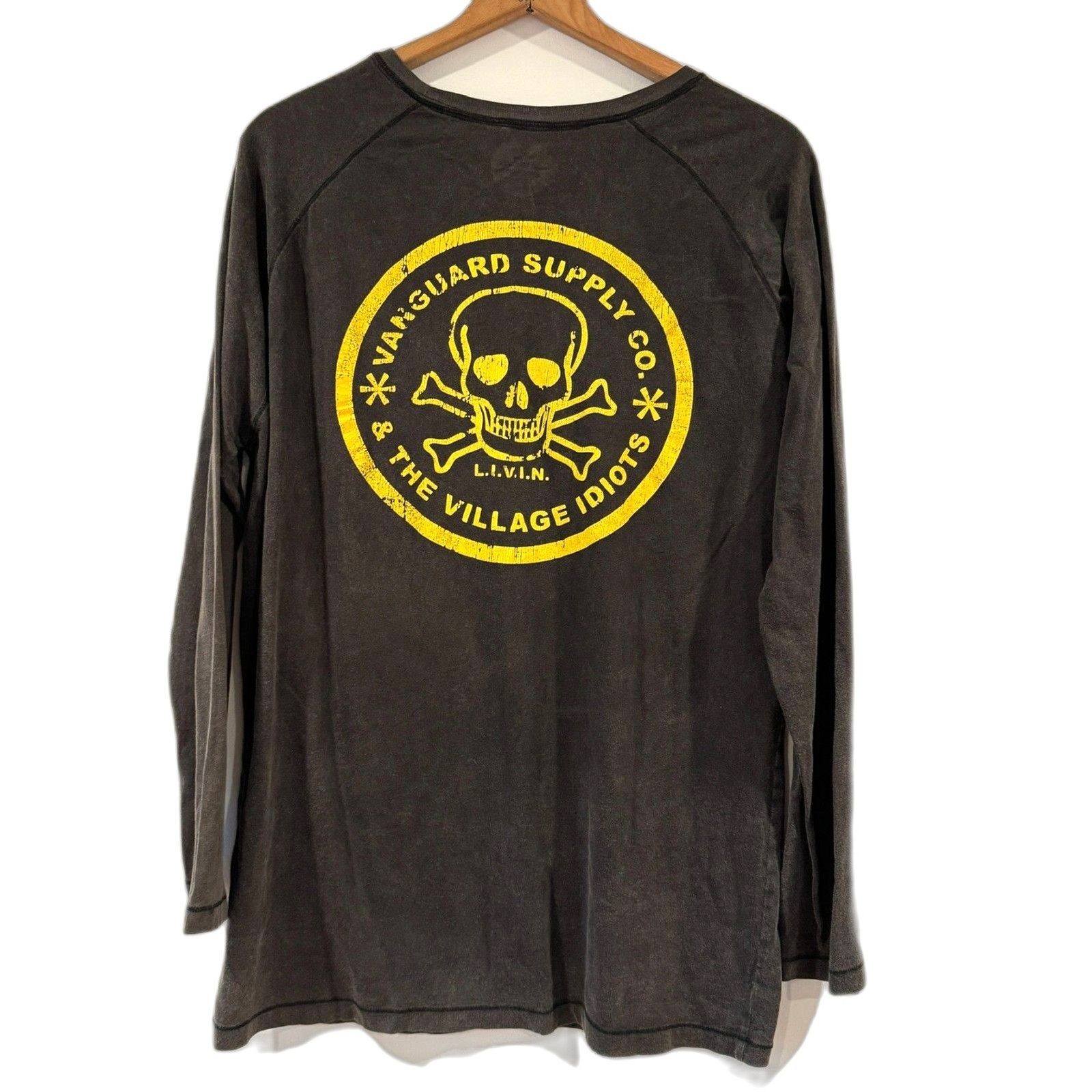 Vanguard x Village Idiots Long Sleeve T-Shirt XL Dark Grey Skull Crossbones gallery