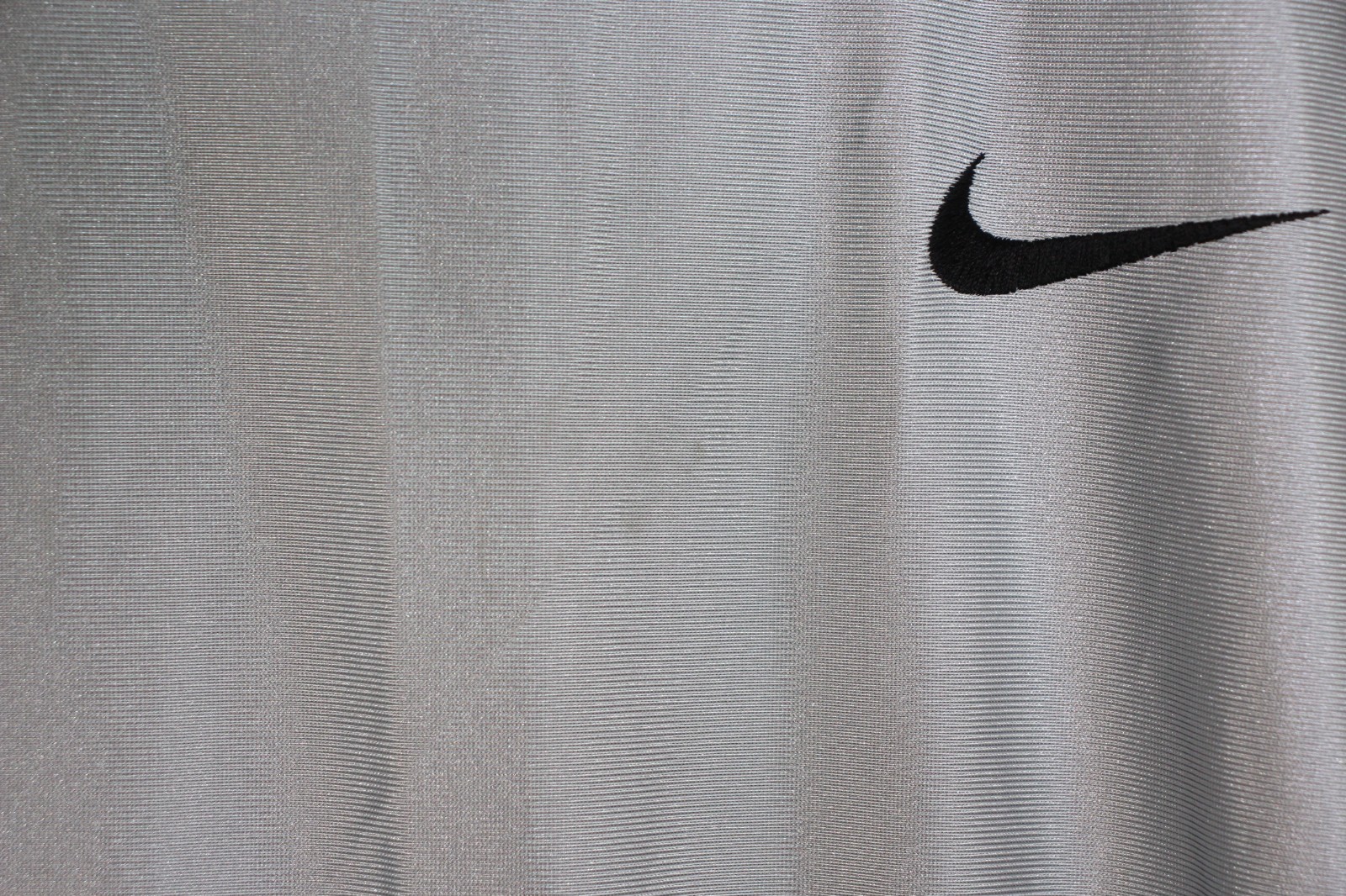 Vintage Nike Mens Large Y2K Shiny Dazzle Embroidered Swoosh Satin Tank Top G1492 gallery