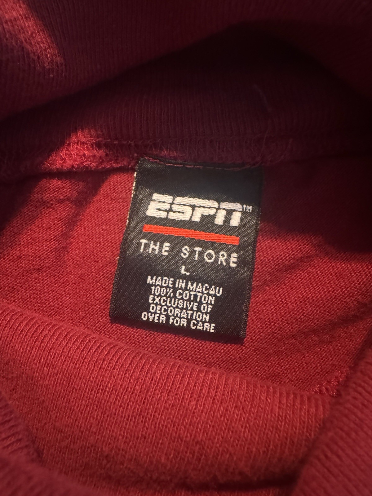 VTG ESPN The Store Turtleneck Sz L Red Sports TV Embroidered 90s gallery