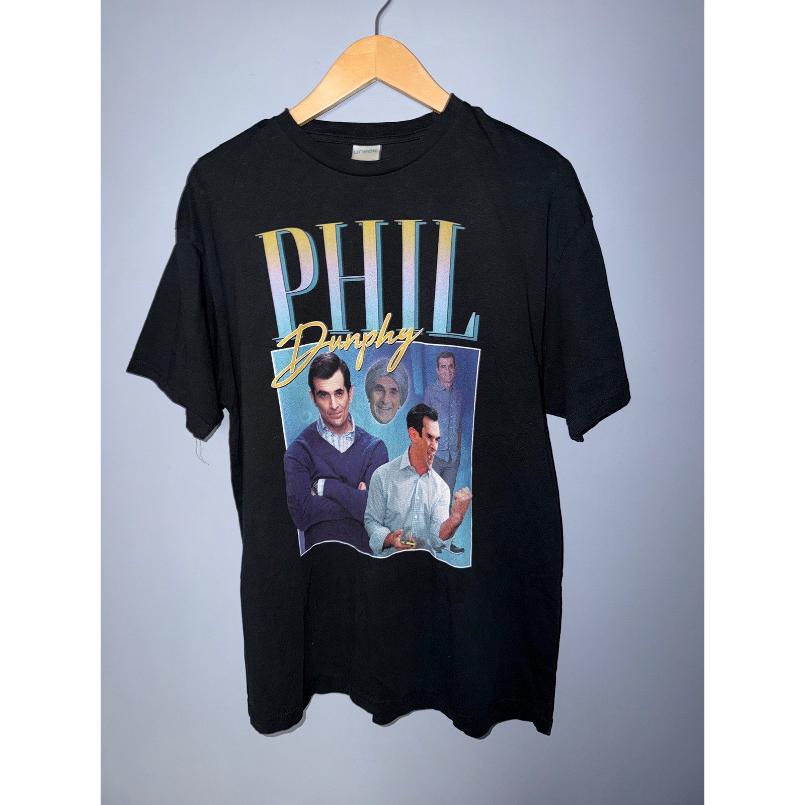 Phil Dunphy Modern Family 90s Bootleg Graphic T-Shirt Black Uneek Mens XL