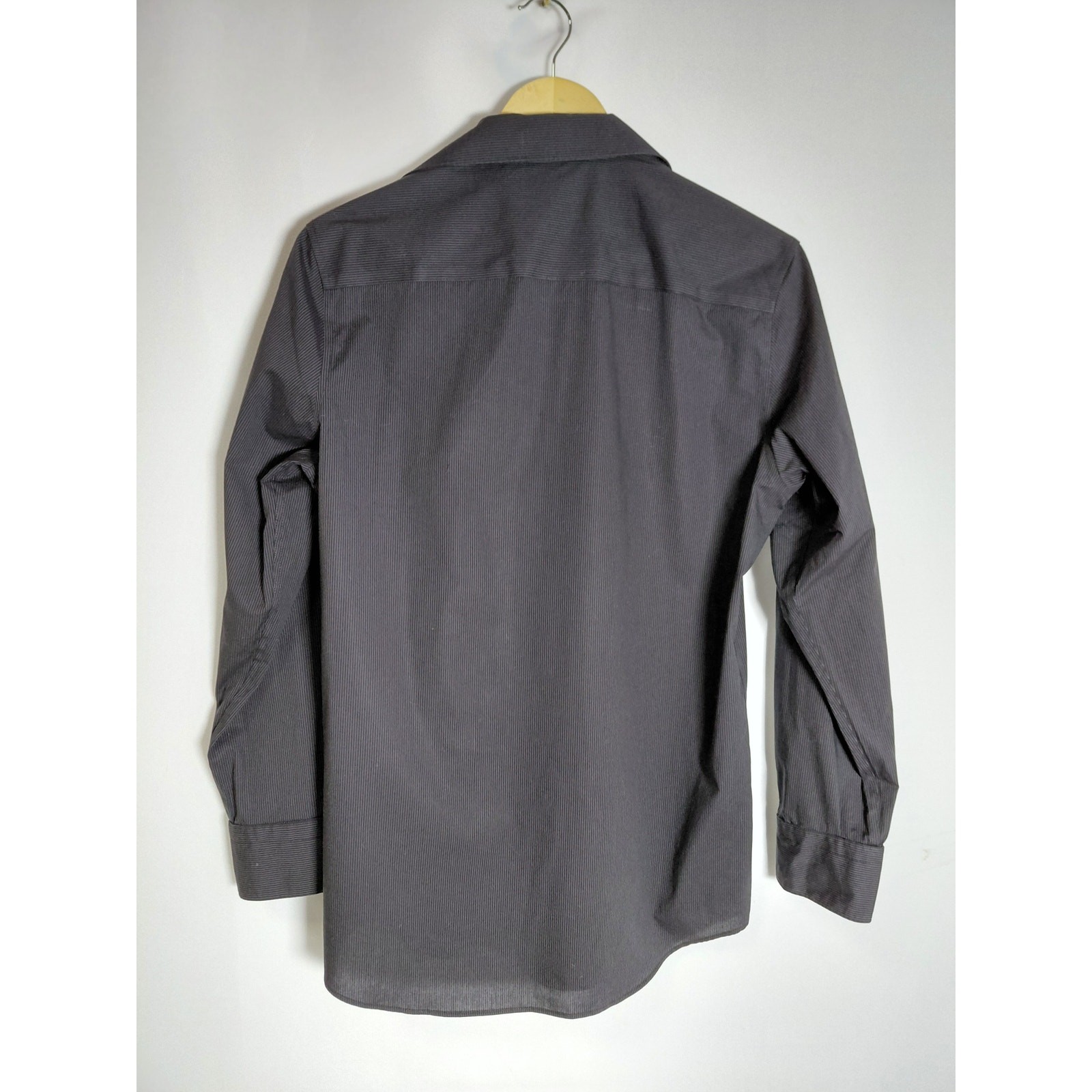 Calvin Klein Non Iron Button-Up Shirt Gray Solid Knit Long Sleeve Men Size S gallery