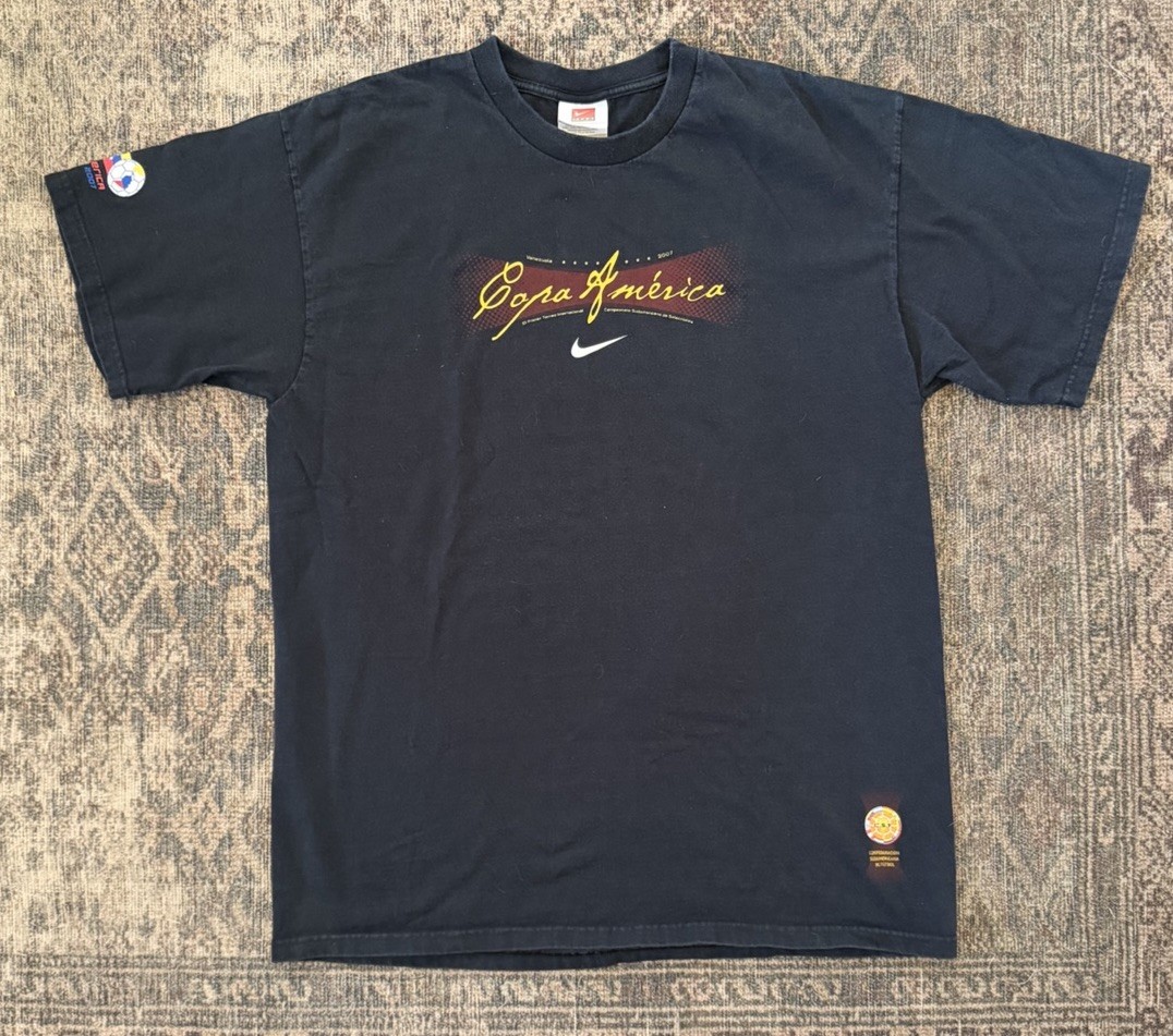 Vintage 2007 Copa America Venezuela Soccer T Shirt Graphic SZ L Nike Futbol gallery