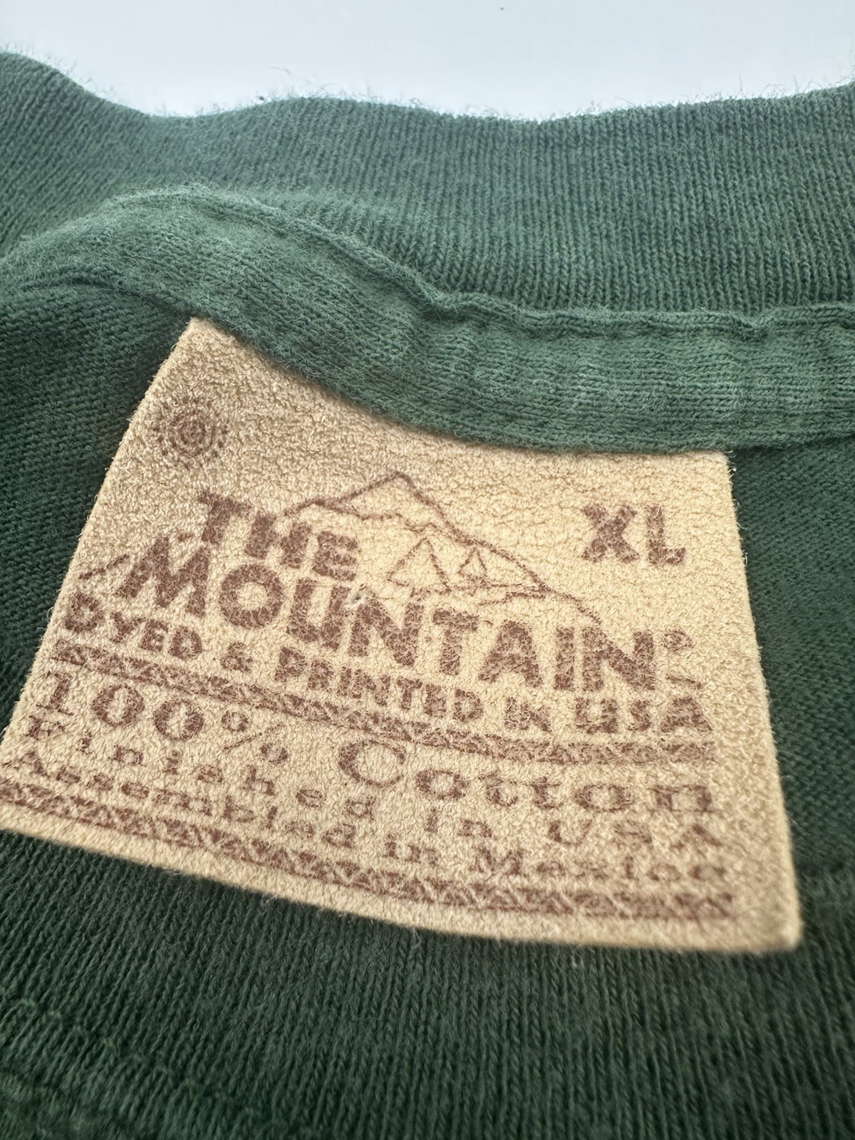 Vintage 2004 THE MOUNTAIN TIE-DYE STEAM TRAIN T-Shirt XL locomotive gallery