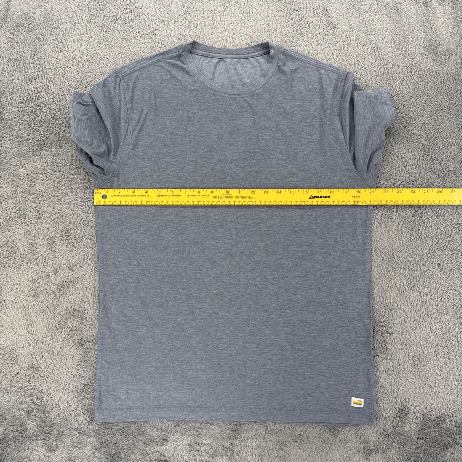 Vuori Mens Strato Tech Tee Shirt Short Sleeve Size L Heather Light Blue Athletic gallery