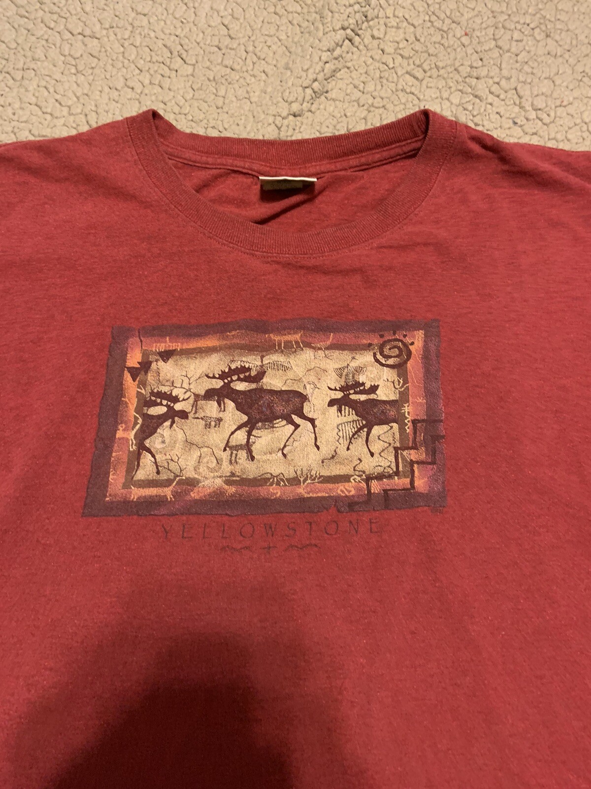 Vintage Eco Mountain Red Alaska Graphic Crew Neck T-Shirt Adult Size L gallery