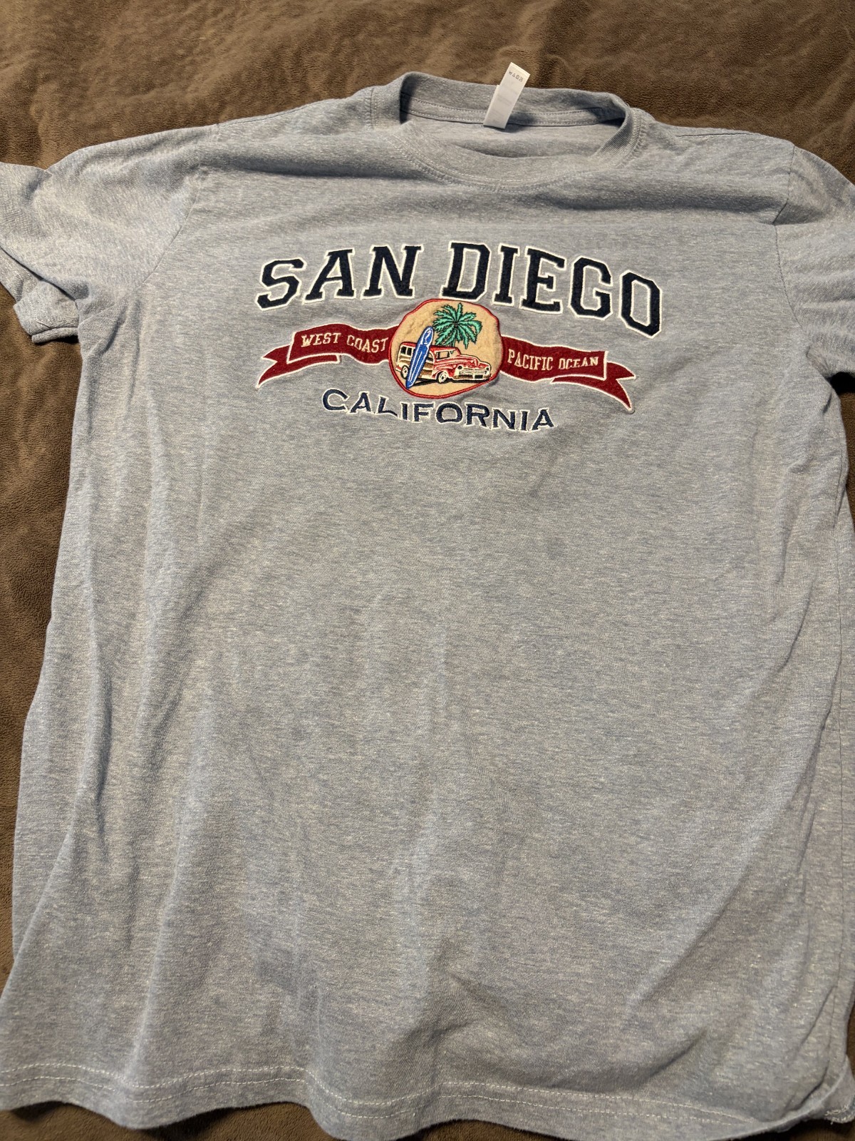 Woody Wagon n Surfboard San Diego CA gray tourist T Shirt Large, very comfy size