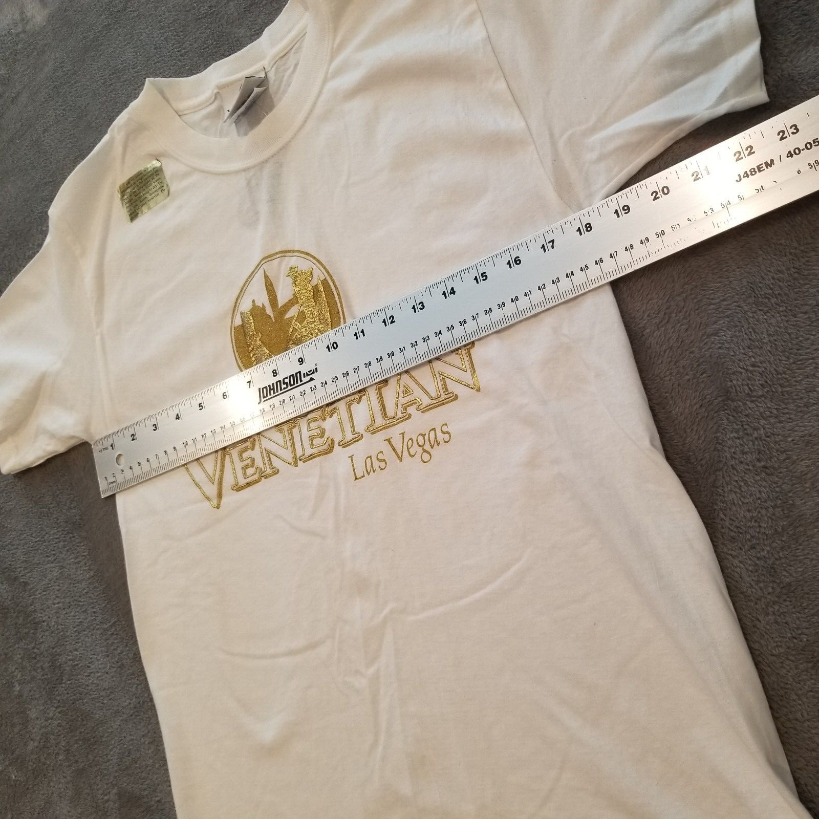 The Venetian Men's 34-36 Preshrunk Cotton Crew Neck T-Shirt Short Sleeve White gallery