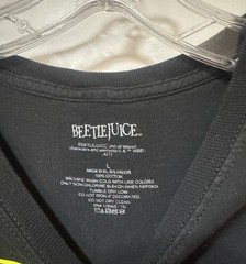 Beetlejuice T-Shirt Large Black Sandworm Monster Tim Burton Movie
