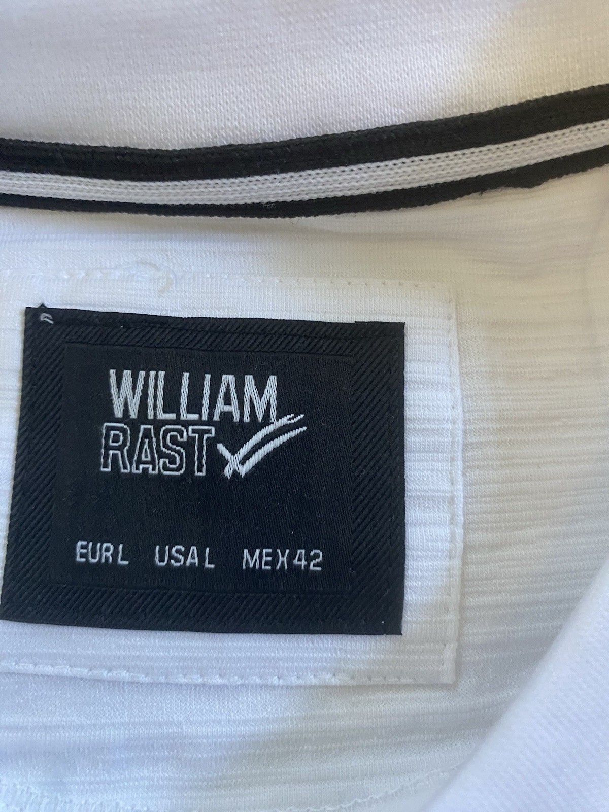 William Rast men’s Large T-shirt textured fabric gallery